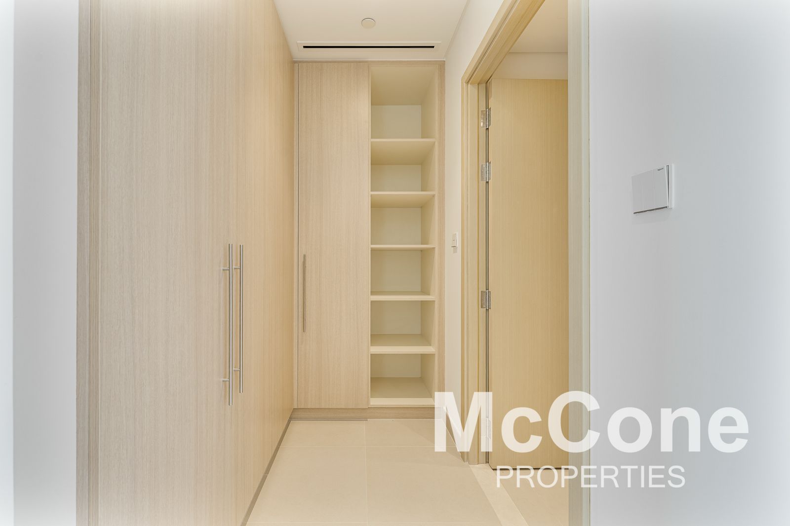 2 Bedroom Apartment for Rent in Golf Grand, Dubai Hills Estate — photograph 11 of 16