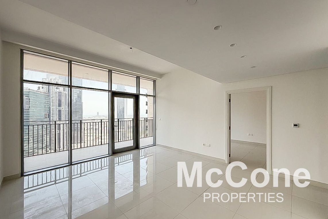 1 Bedroom Apartment for Rent in Boulevard Crescent Tower 1, Downtown Dubai
