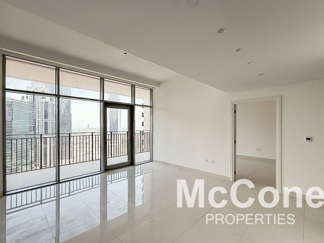 1 Bedroom Apartment for Rent in Boulevard Crescent Tower 1, Downtown Dubai