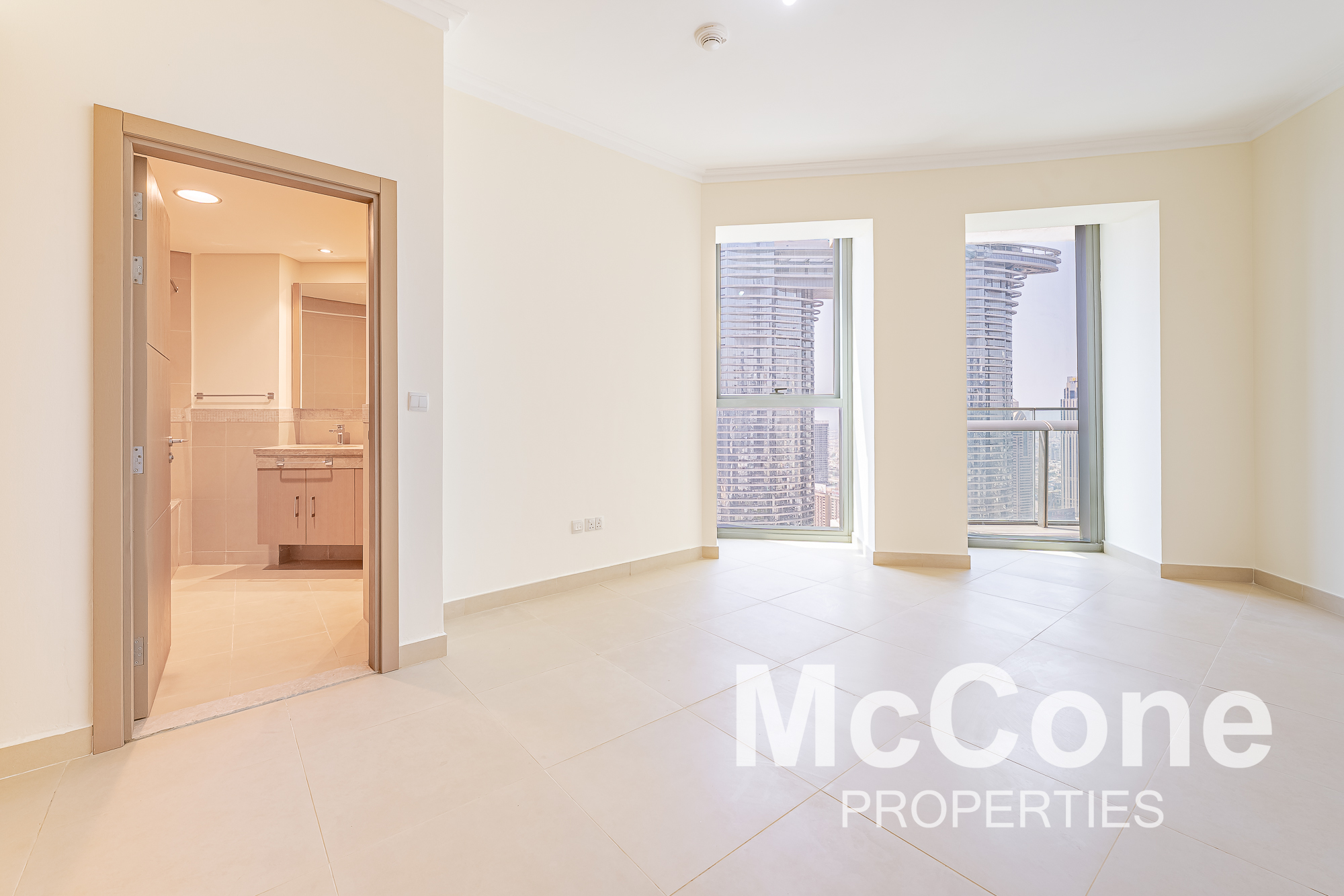 3 Bedroom Apartment for Rent in Burj Vista Tower 1, Downtown Dubai — photo 5 of 24
