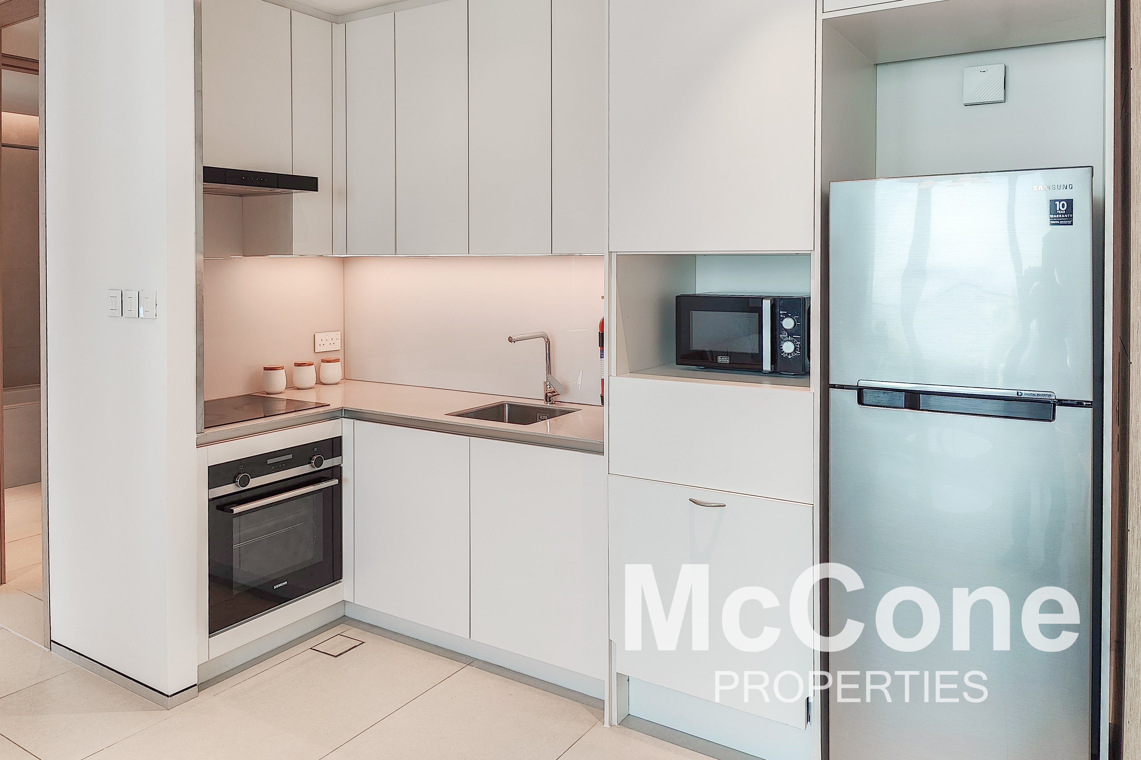 1 Bedroom Apartment for Rent in Jumeirah Gate Tower 1, Jumeirah Beach Residence — photo 3 of 11
