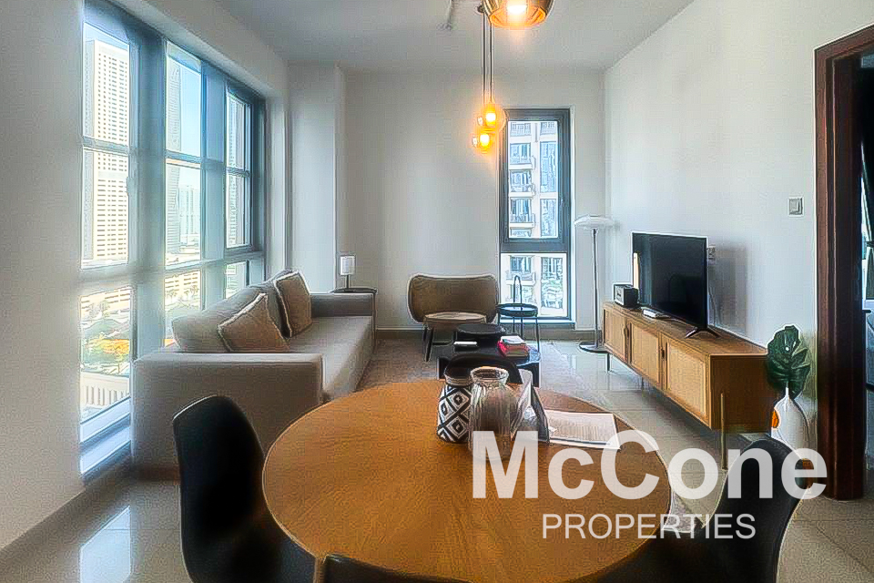 1 Bedroom Apartment for Rent in Standpoint Tower 1, Downtown Dubai — photo 2 of 16