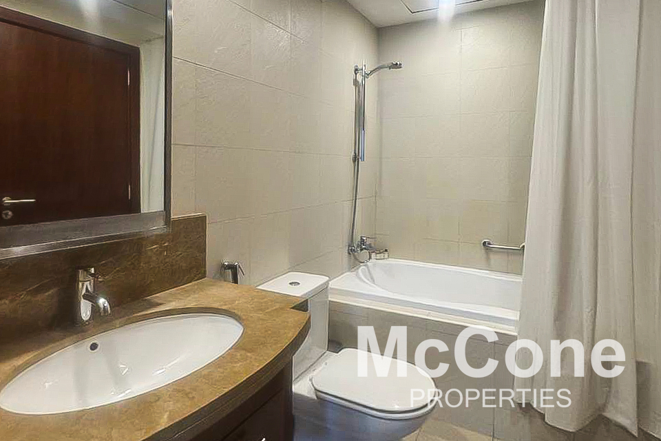 1 Bedroom Apartment for Rent in Standpoint Tower 1, Downtown Dubai — photograph 13 of 16