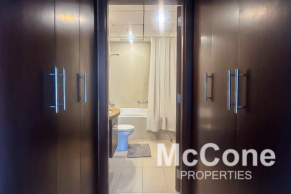1 Bedroom Apartment for Rent in Standpoint Tower 1, Downtown Dubai — photograph 10 of 16