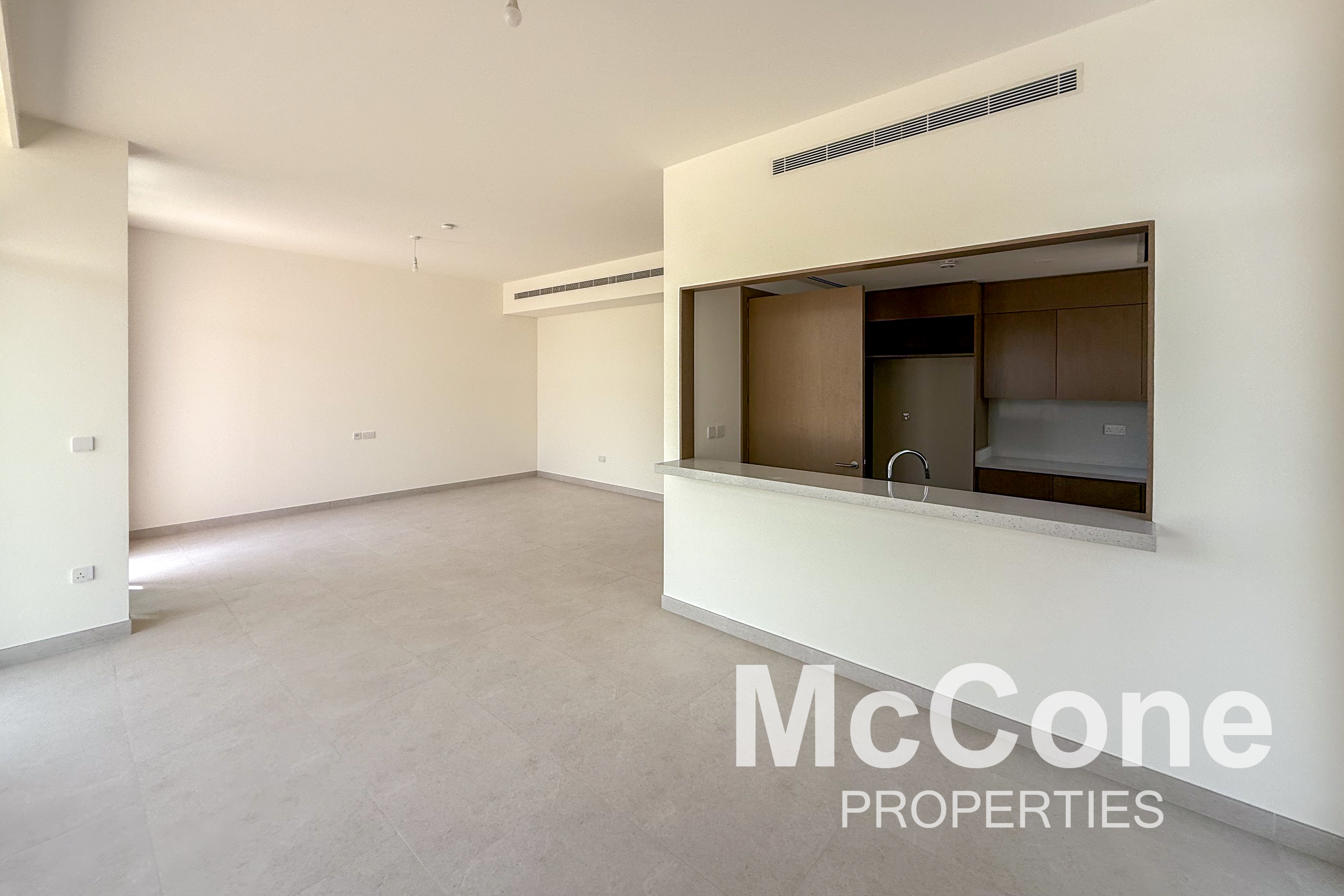 4 Bedroom Villa for Rent in Tilal Al Furjan, Al Furjan — photo 2 of 18