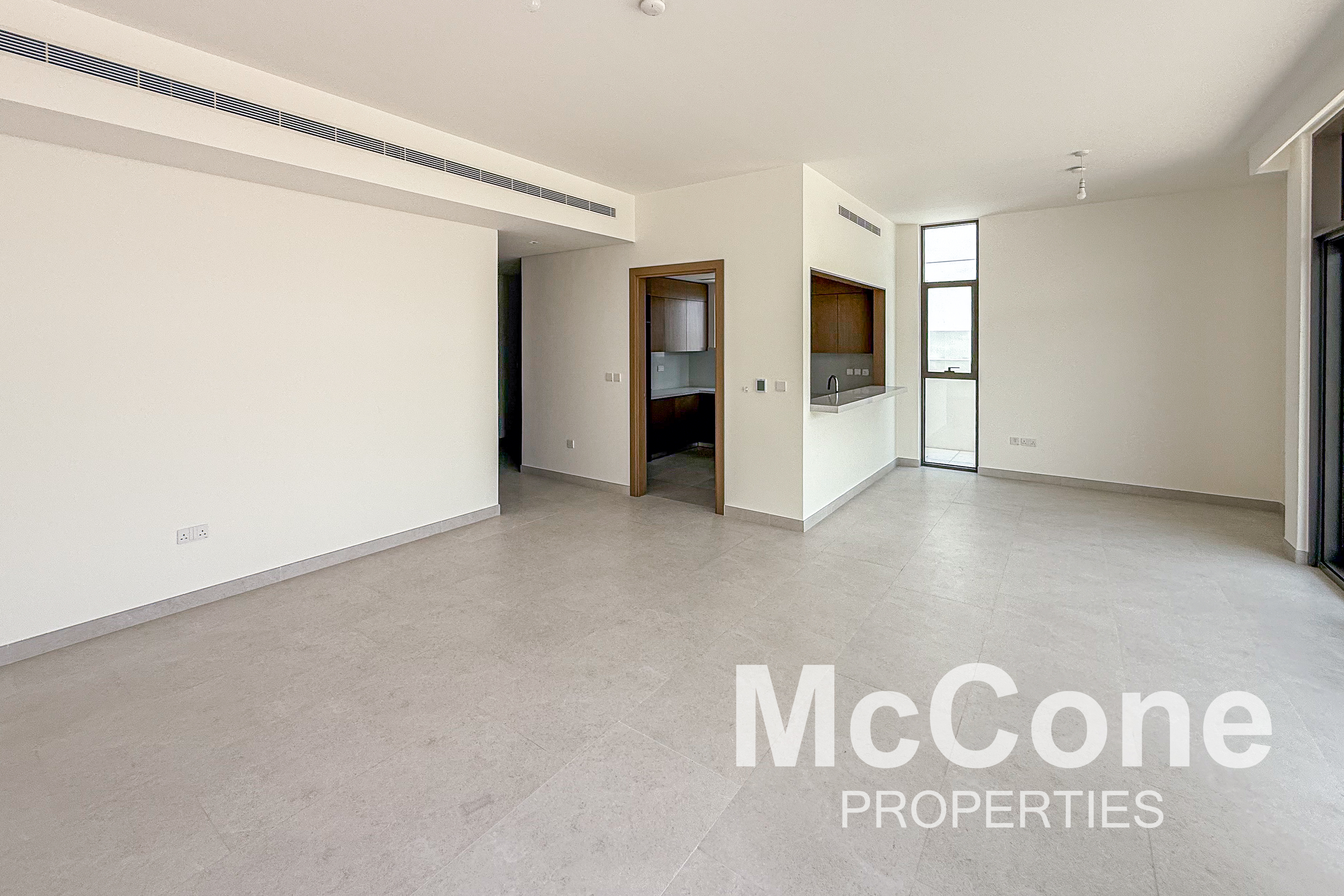 4 Bedroom Villa for Rent in Tilal Al Furjan, Al Furjan — photo 3 of 18