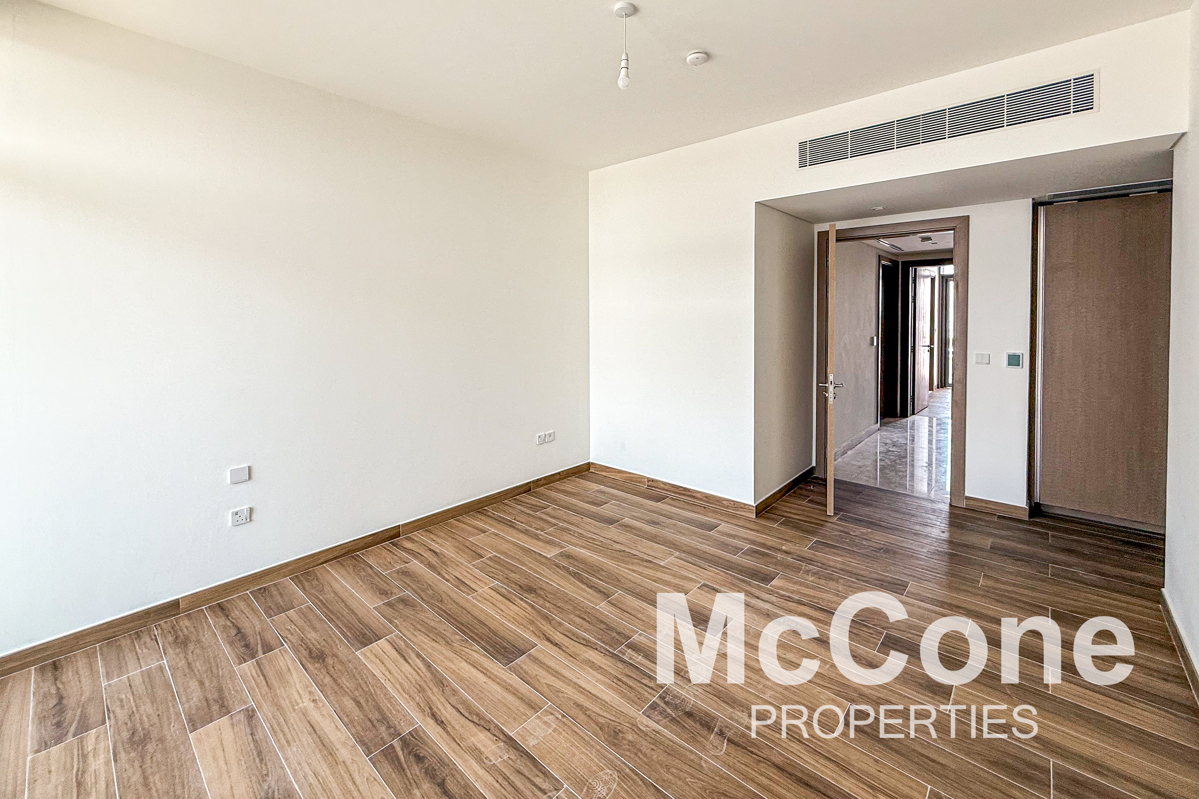 4 Bedroom Villa for Rent in Tilal Al Furjan, Al Furjan — photo 8 of 18