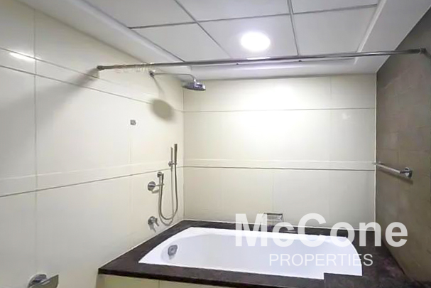 2 Bedroom Apartment for Rent in 23 Marina, Dubai Marina — photo 8 of 11