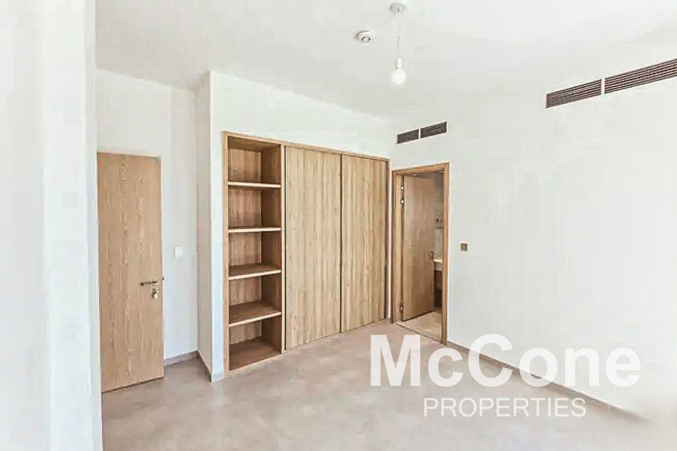 5 Bedroom Villa for Rent in Jebel Ali Village Villas, Jebel Ali — photo 2 of 15