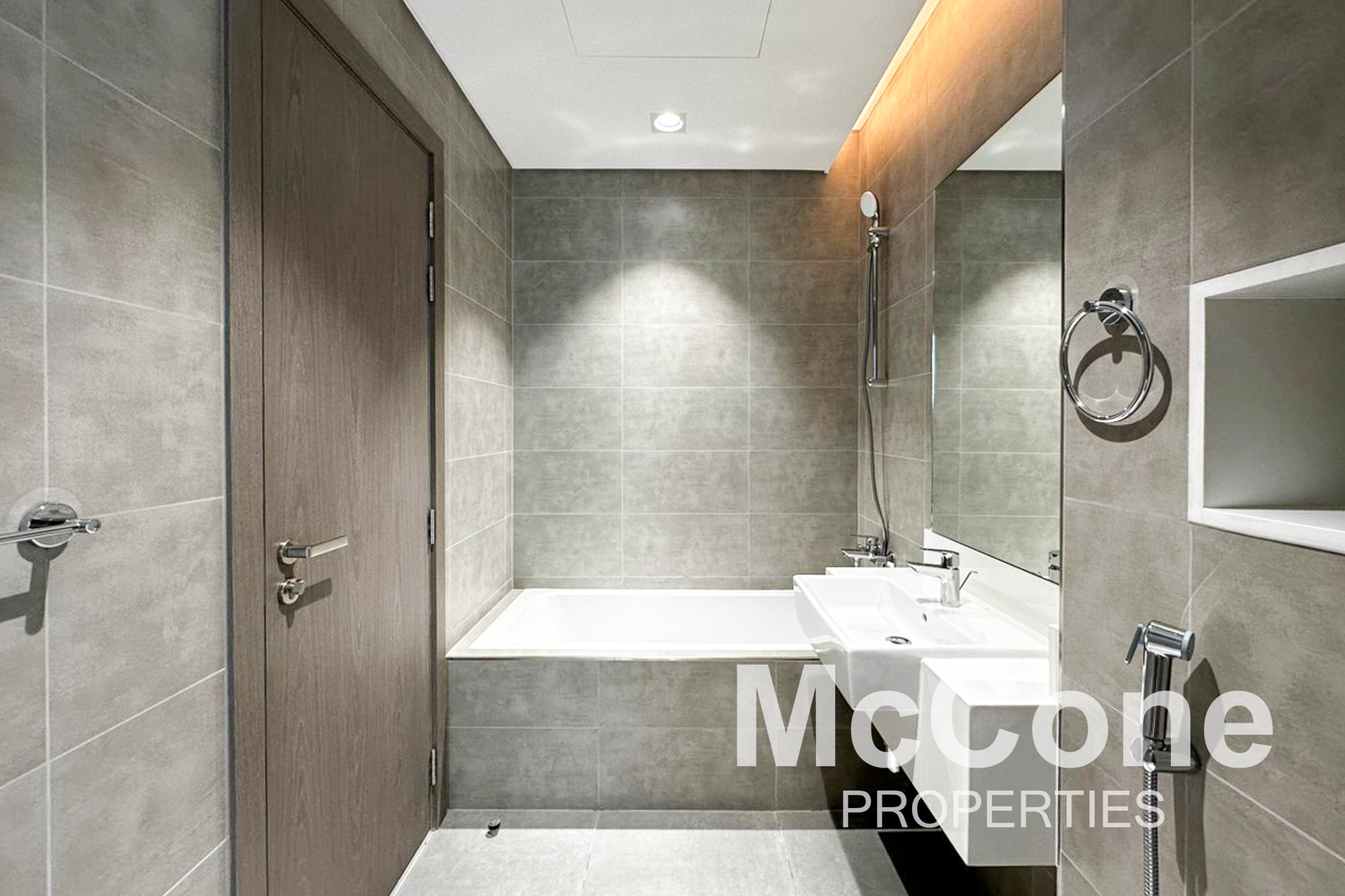 1 Bedroom Apartment for Rent in Residences 13, Mohammed Bin Rashid City — photo 9 of 18
