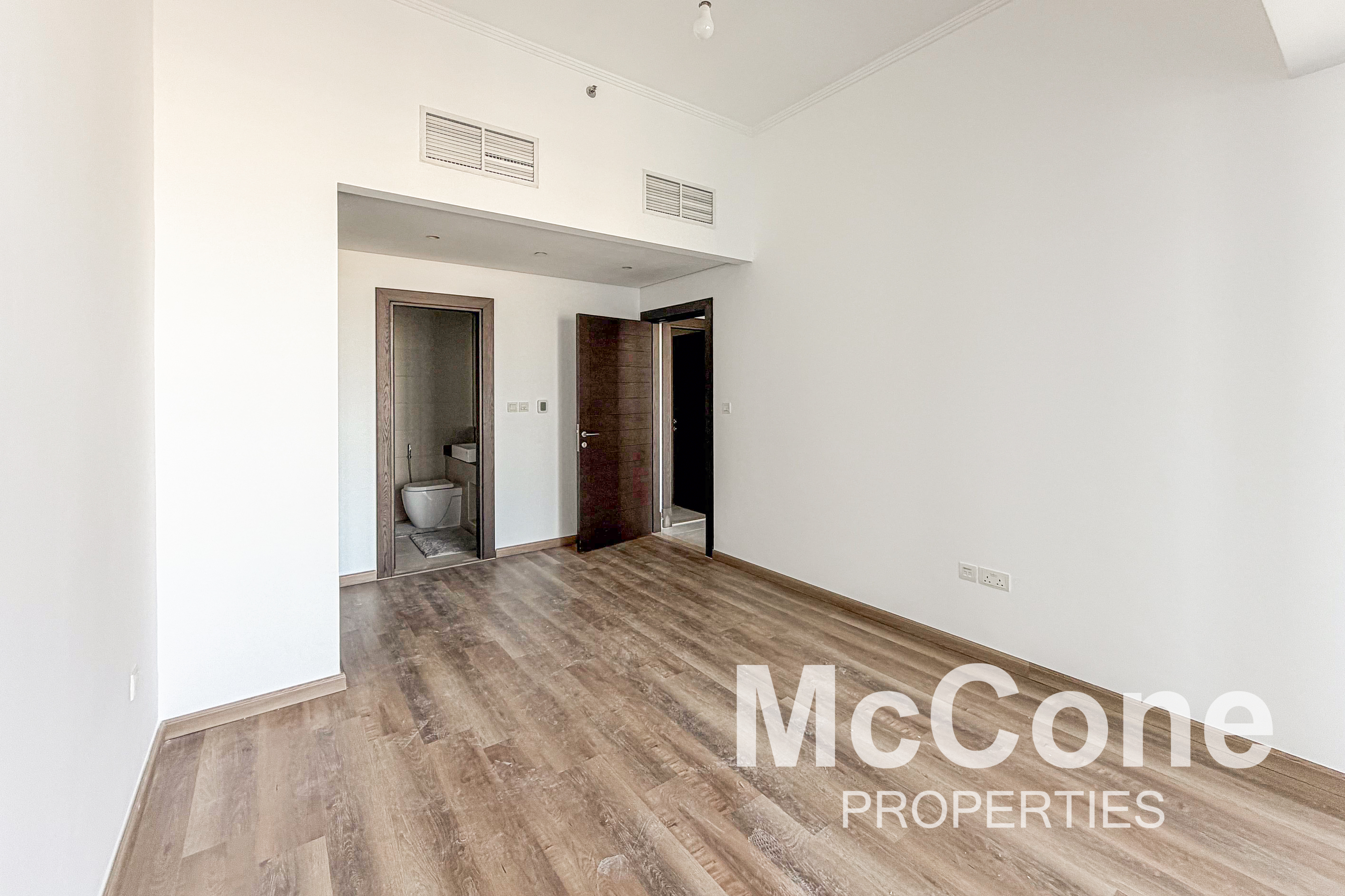 2 Bedroom Apartment for Rent in Silverene Tower B, Dubai Marina — photo 8 of 12