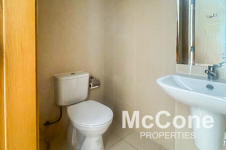 3 Bedroom Apartment for Rent in Bellevue Tower 1, Downtown Dubai — photograph 23 of 27