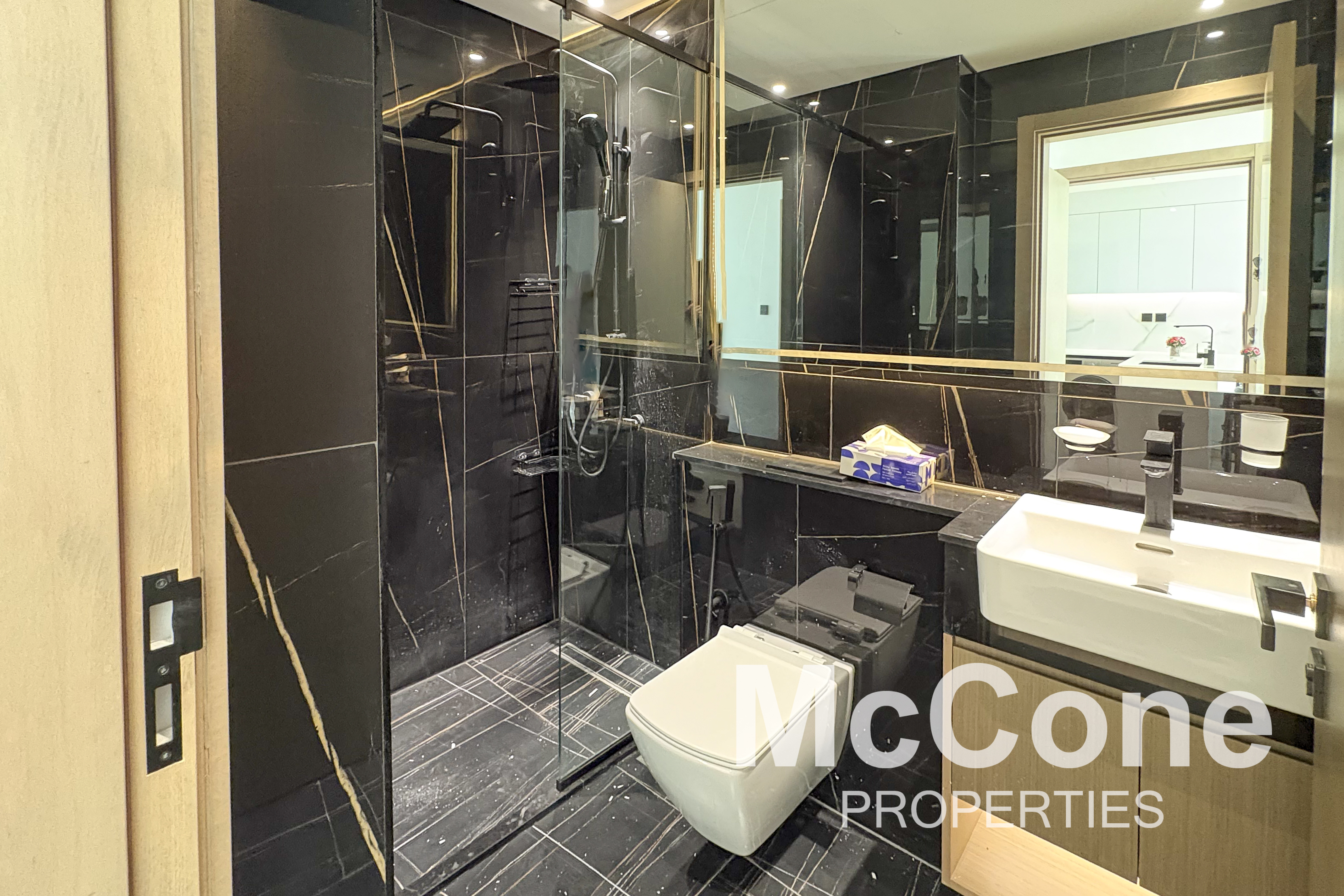 1 Bedroom Apartment for Rent in Binghatti Emerald, Jumeirah Village Circle — photo 6 of 10