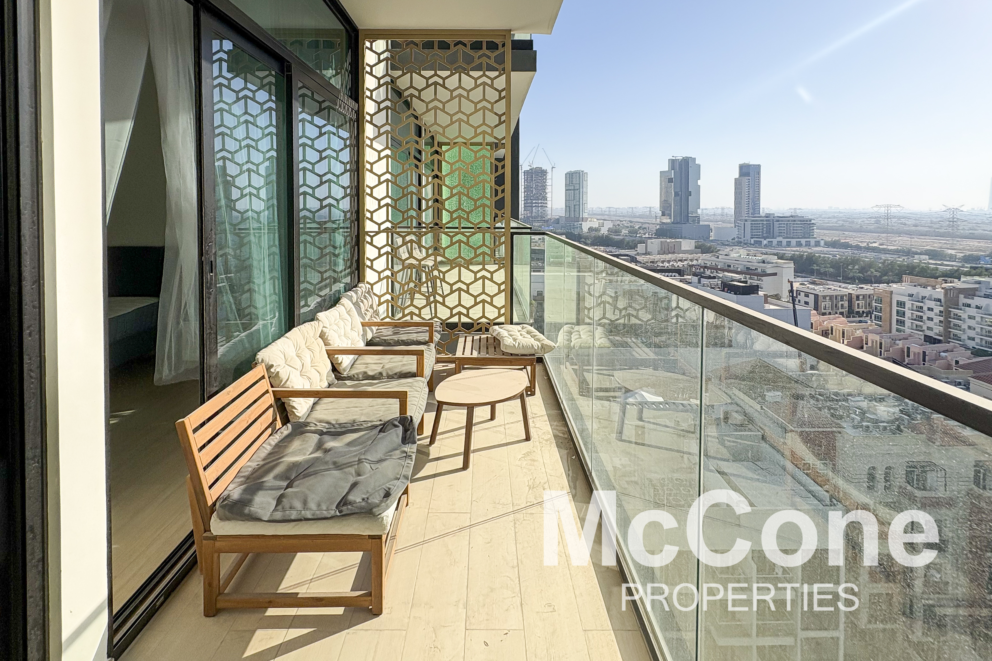 1 Bedroom Apartment for Rent in Binghatti Emerald, Jumeirah Village Circle — photo 9 of 10