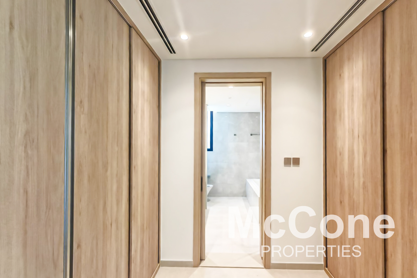 4 Bedroom Villa for Rent in Jebel Ali Village Villas, Jebel Ali — photo 8 of 18