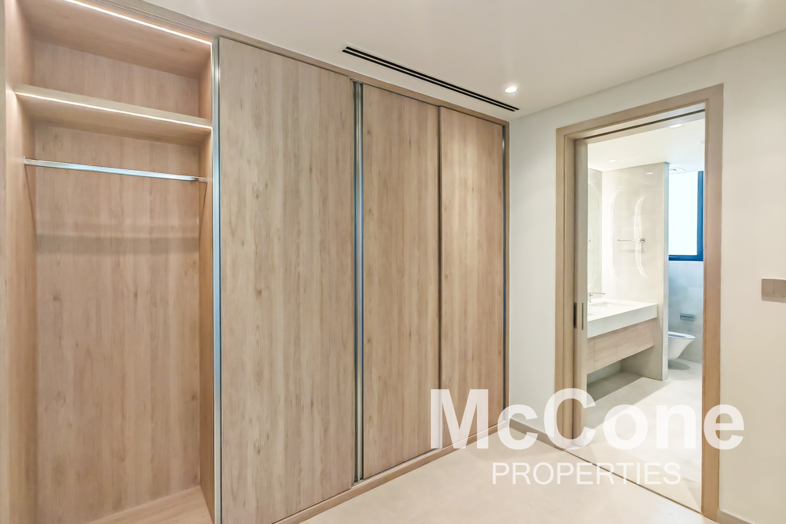 4 Bedroom Villa for Rent in Jebel Ali Village Villas, Jebel Ali — photo 9 of 18