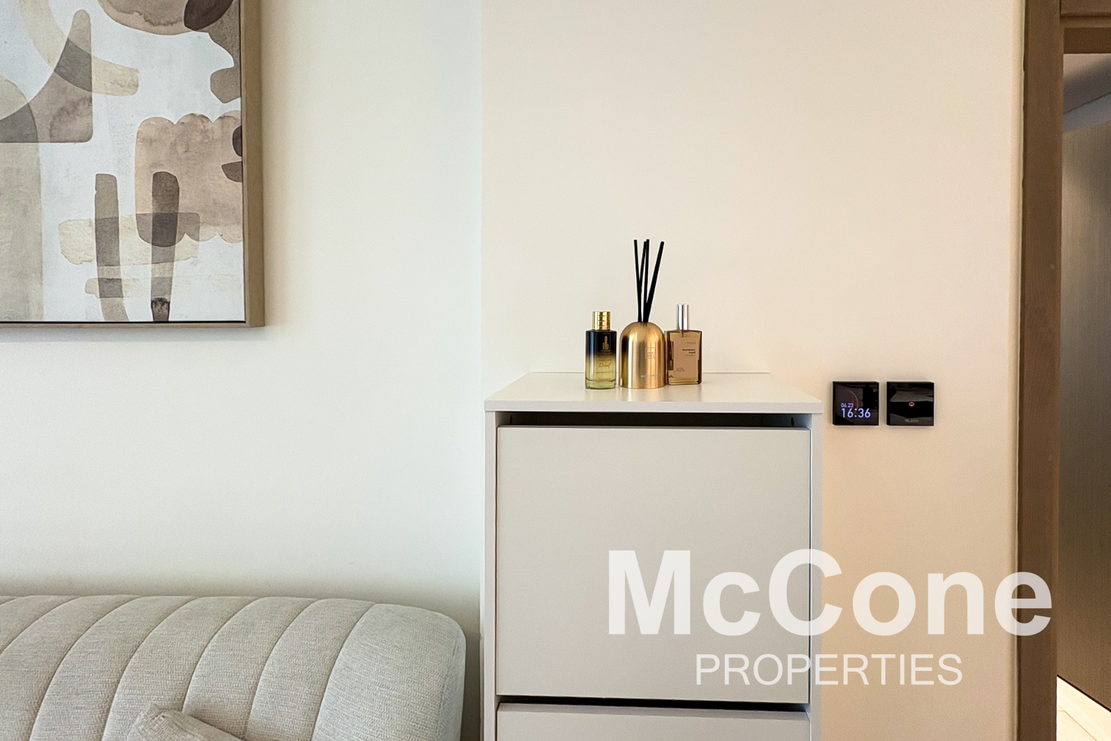 1 Bedroom Apartment for Rent in Binghatti Emerald, Jumeirah Village Circle — photo 7 of 17