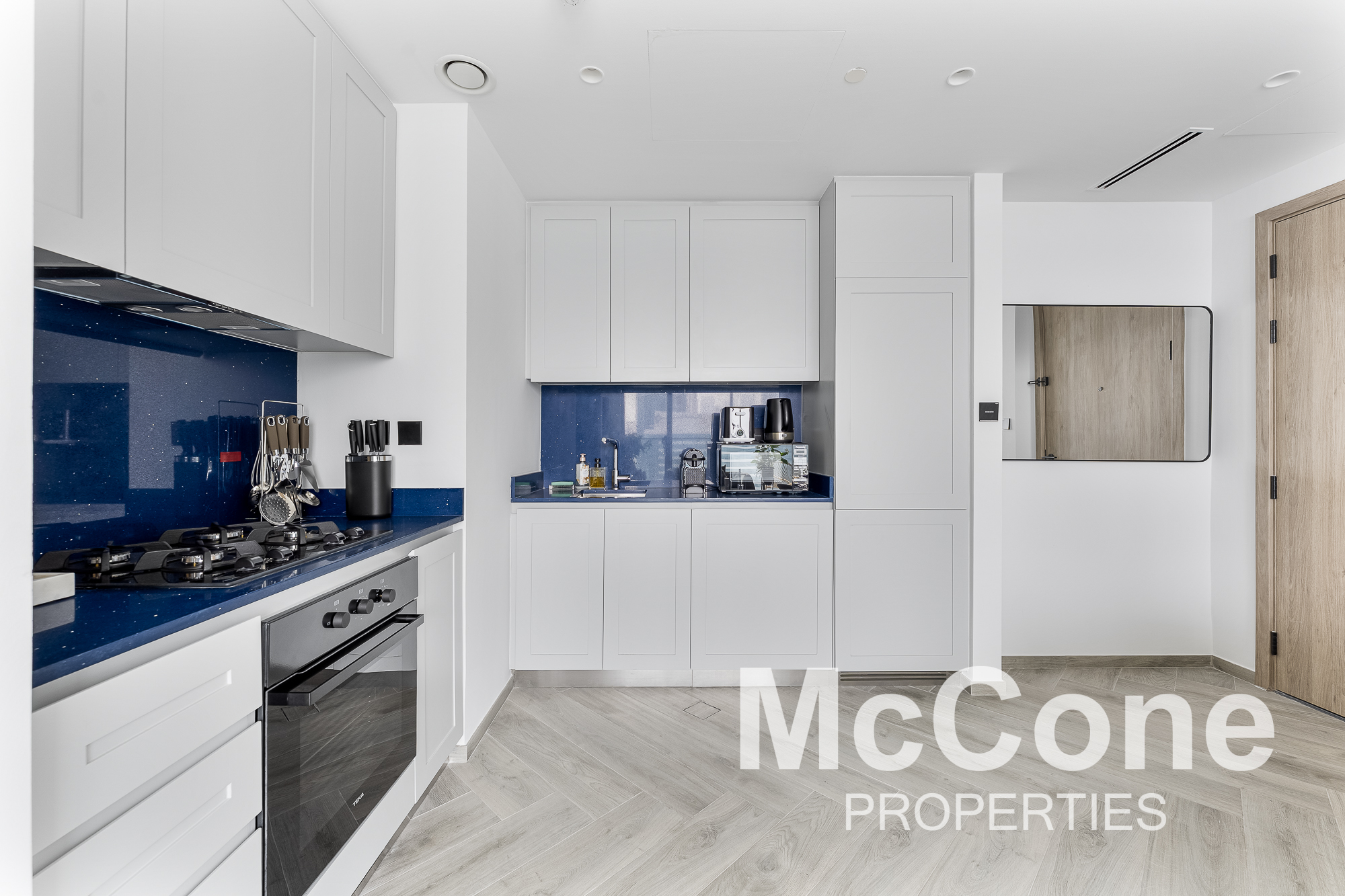1 Bedroom Apartment for Rent in Peninsula Three, Business Bay — photo 5 of 14