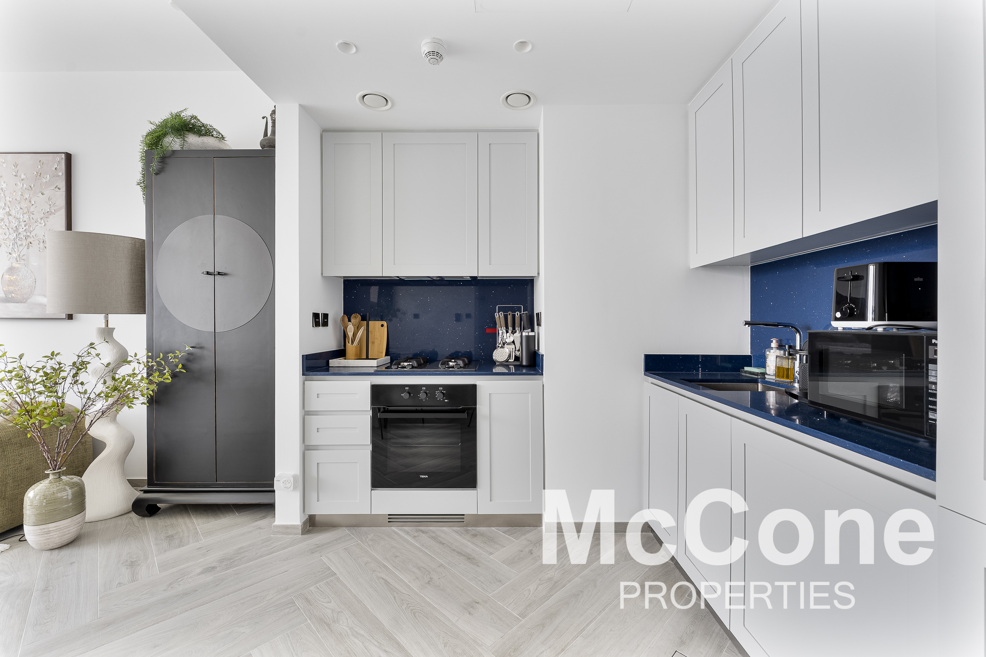 1 Bedroom Apartment for Rent in Peninsula Three, Business Bay — photo 6 of 14