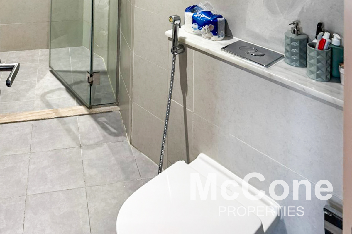 Studio Apartment for Rent in Damac Maison Prive B, Business Bay — photograph 10 of 10