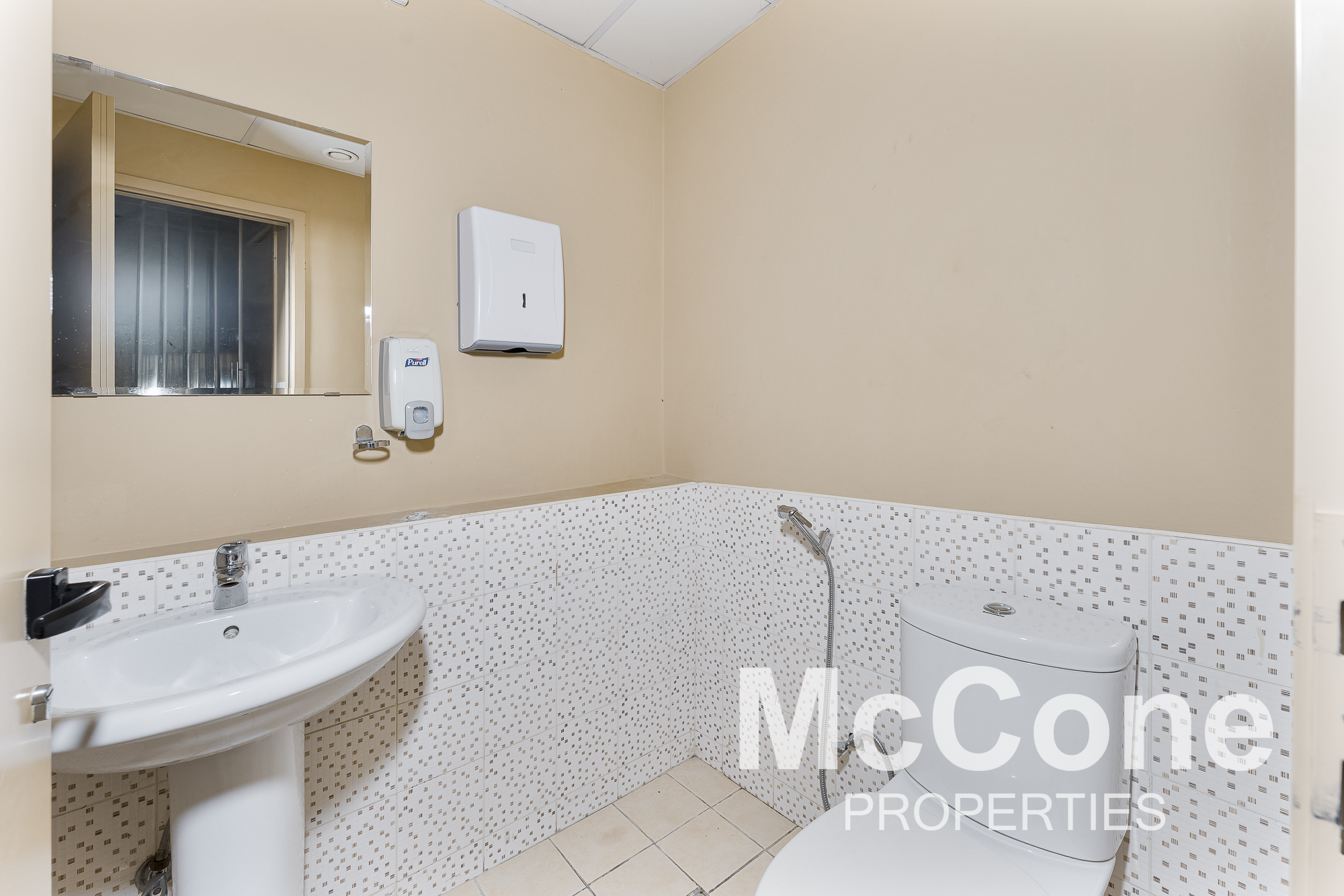 Office for Rent in HDS Business Centre, Jumeirah Lake Towers — photograph 17 of 19