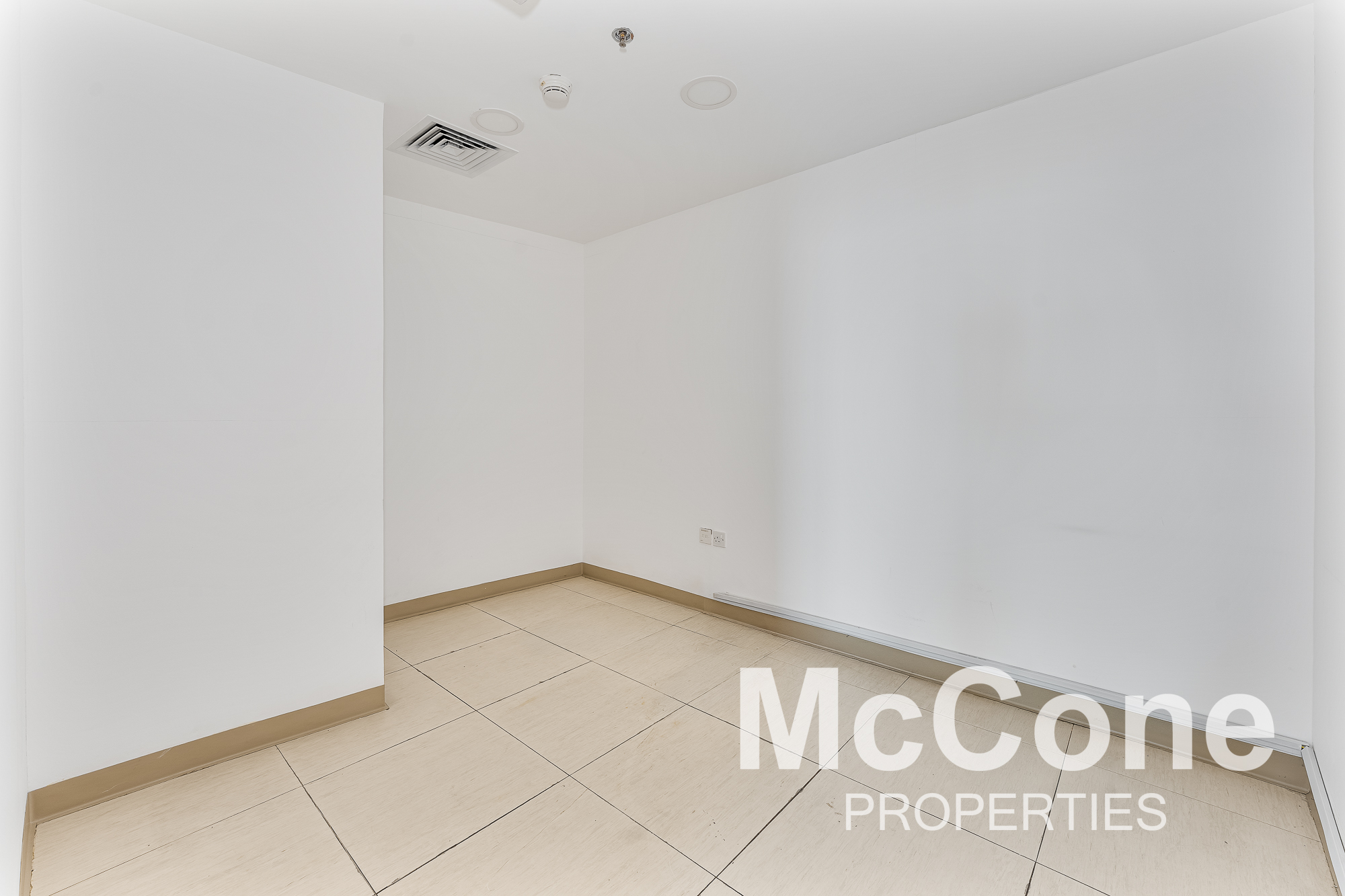Office for Rent in HDS Business Centre, Jumeirah Lake Towers — photograph 11 of 19