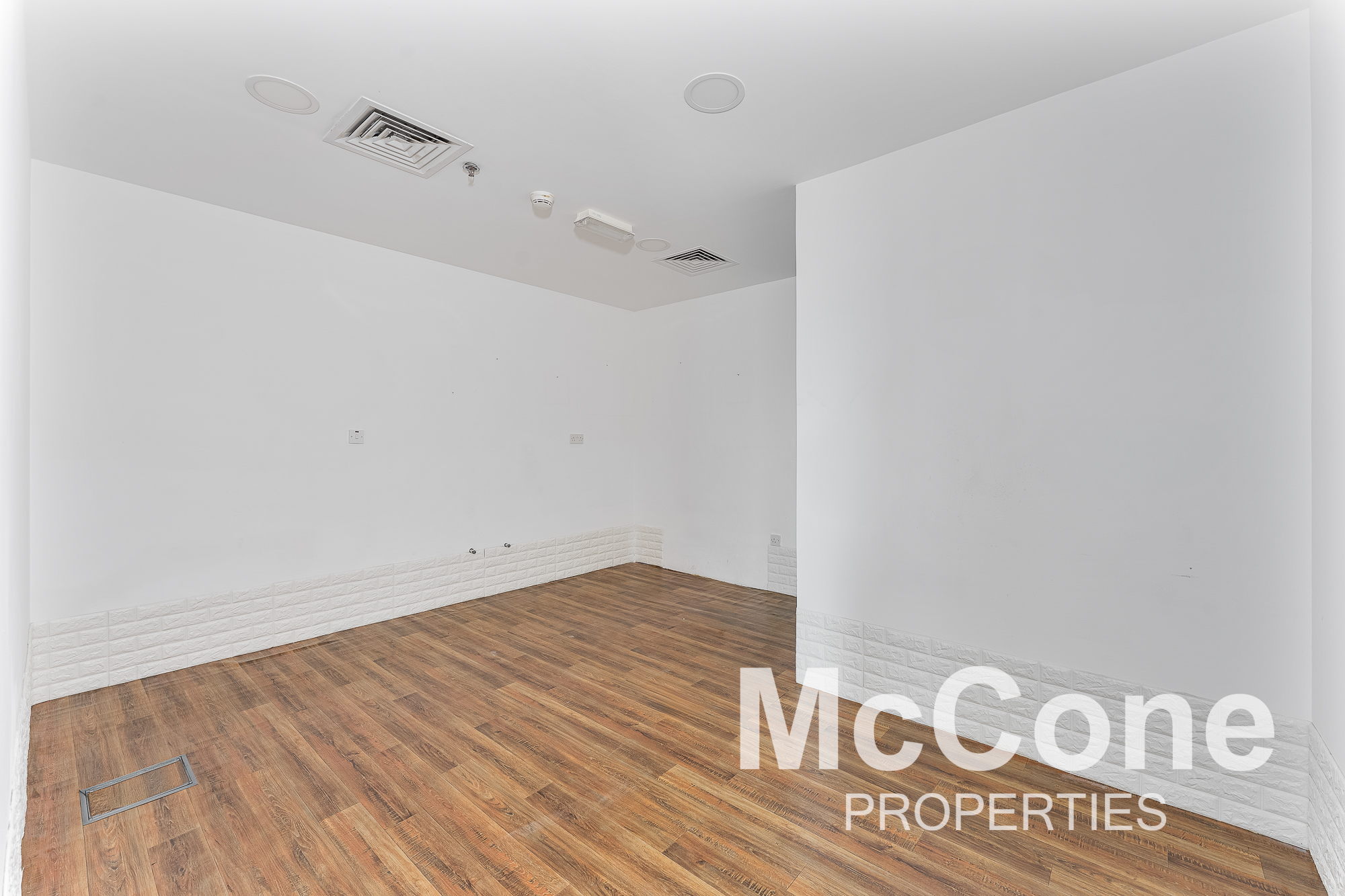 Office for Rent in HDS Business Centre, Jumeirah Lake Towers — photo 9 of 19