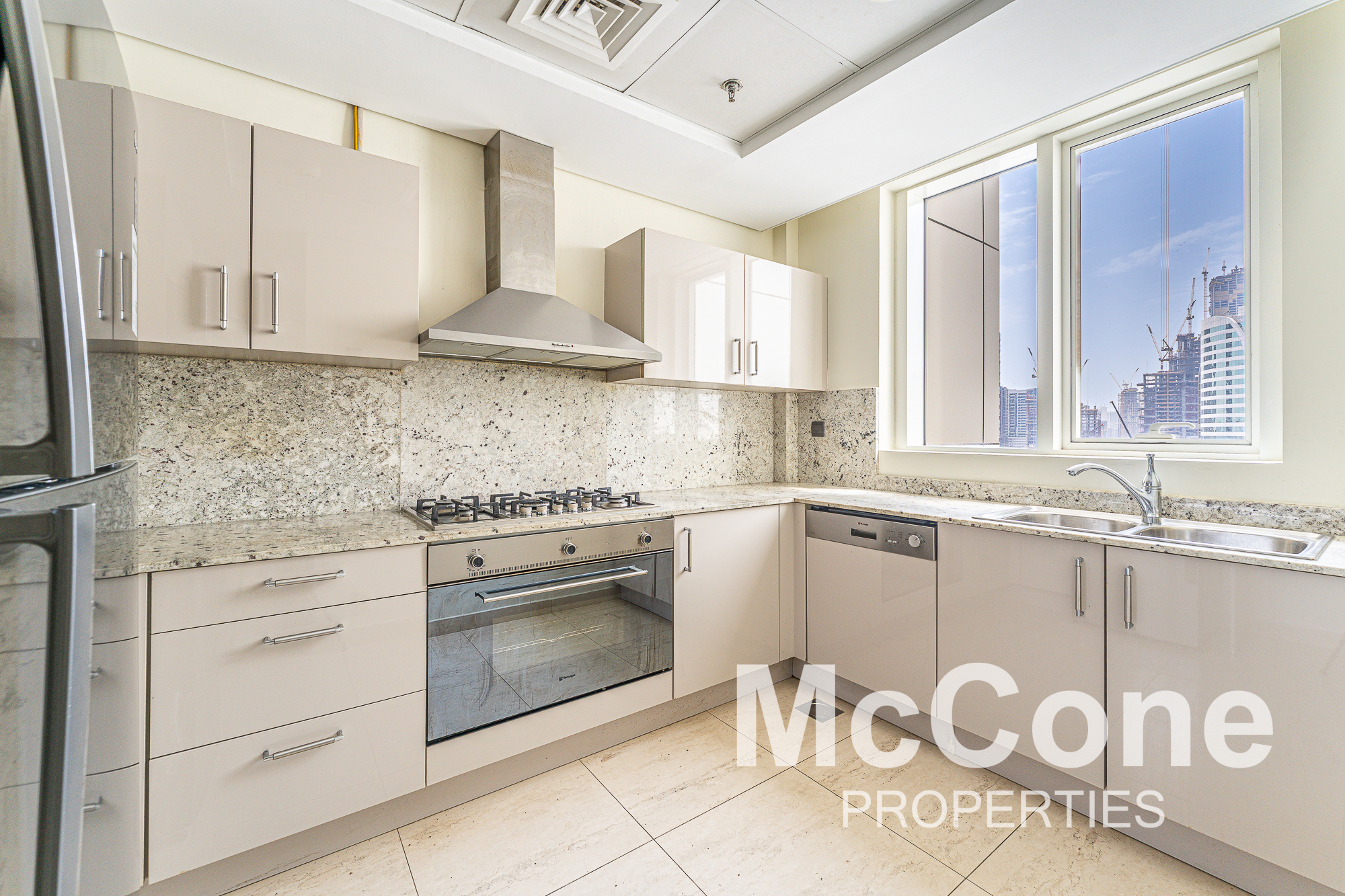 2 Bedroom Apartment for Rent in Mon Reve, Downtown Dubai — photo 3 of 18