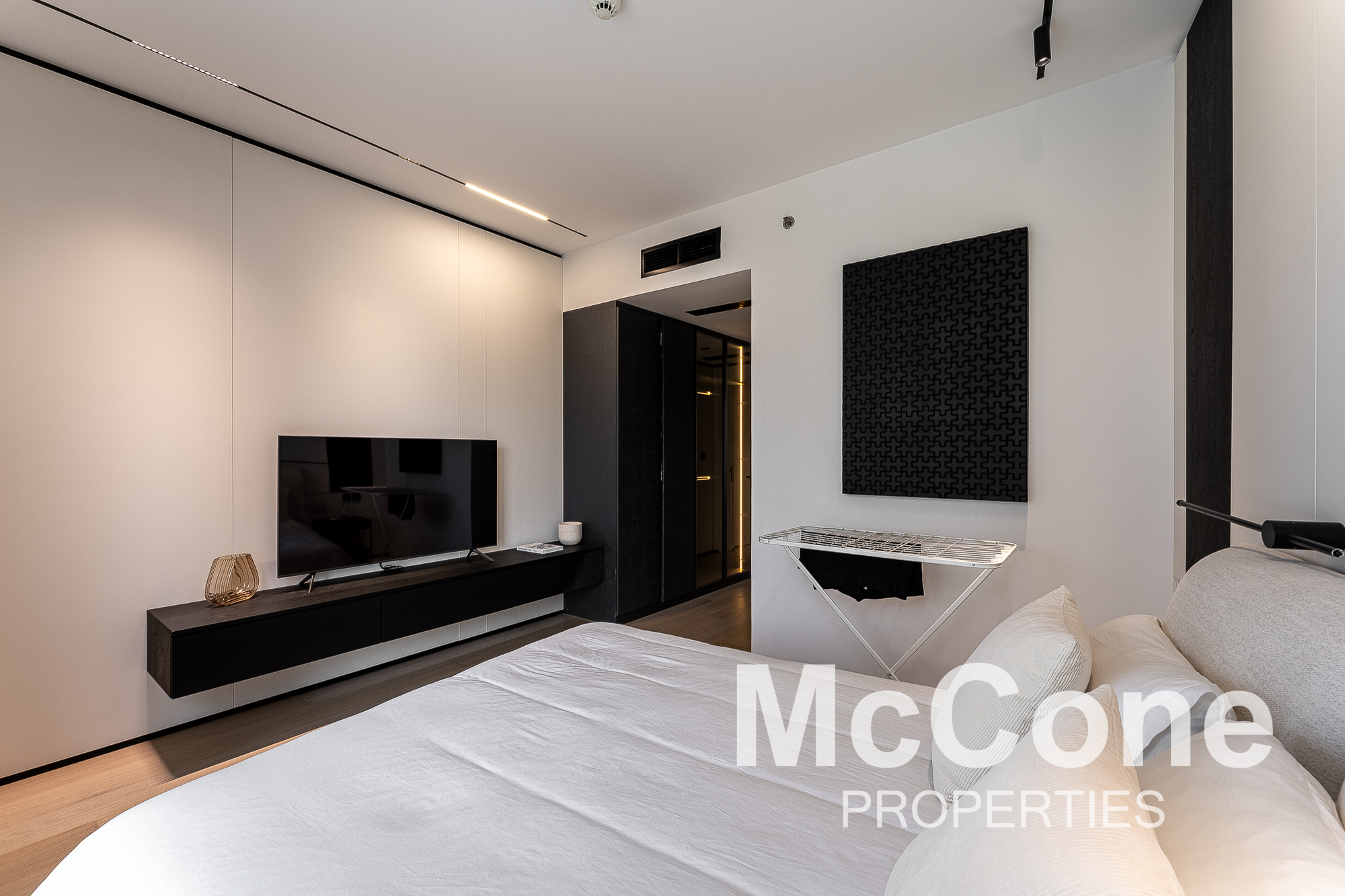 3 Bedroom Apartment for Rent in Opera Grand, Downtown Dubai — photograph 11 of 22