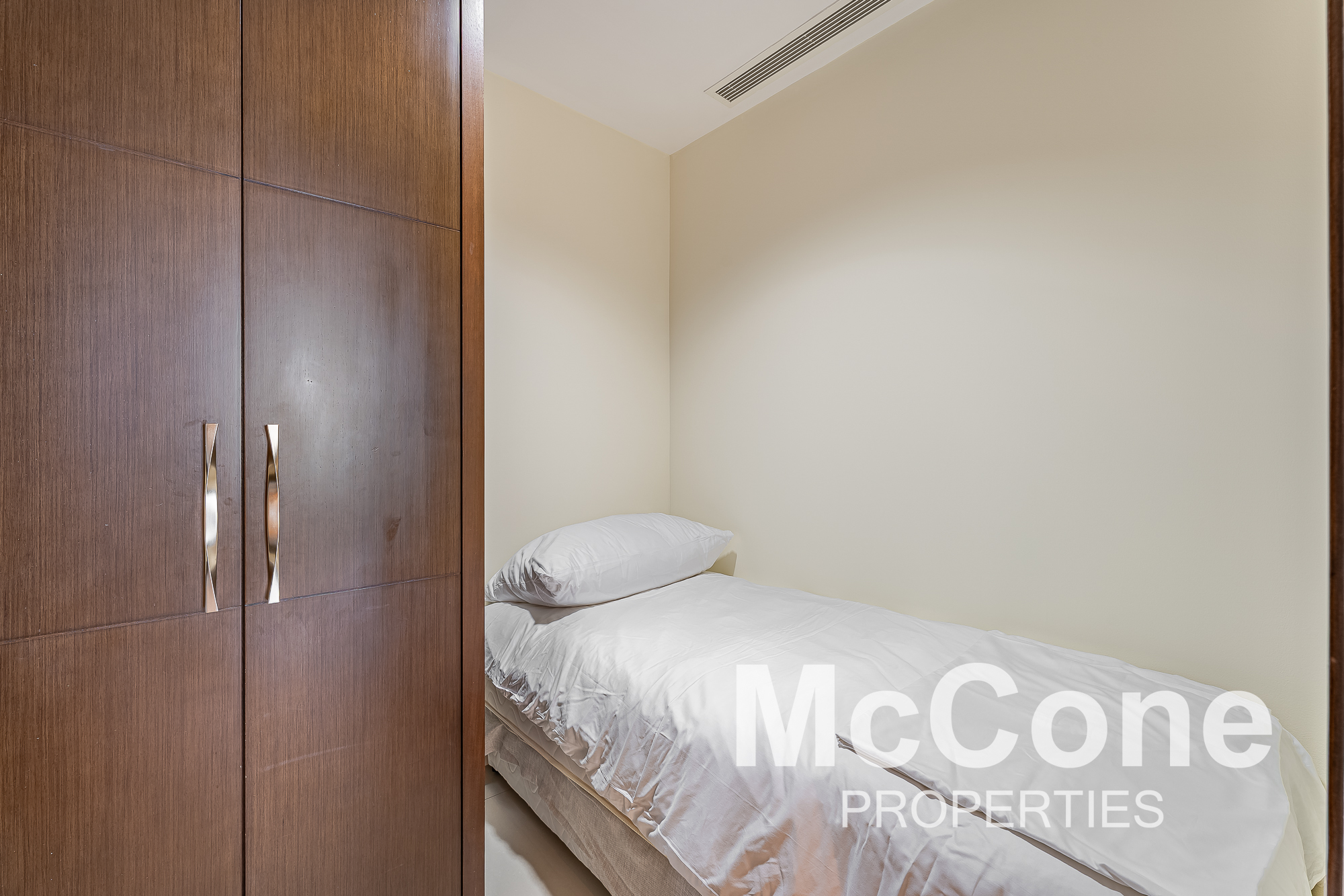 3 Bedroom Apartment for Rent in The Address Residence Fountain Views 1, Downtown Dubai — photograph 16 of 23