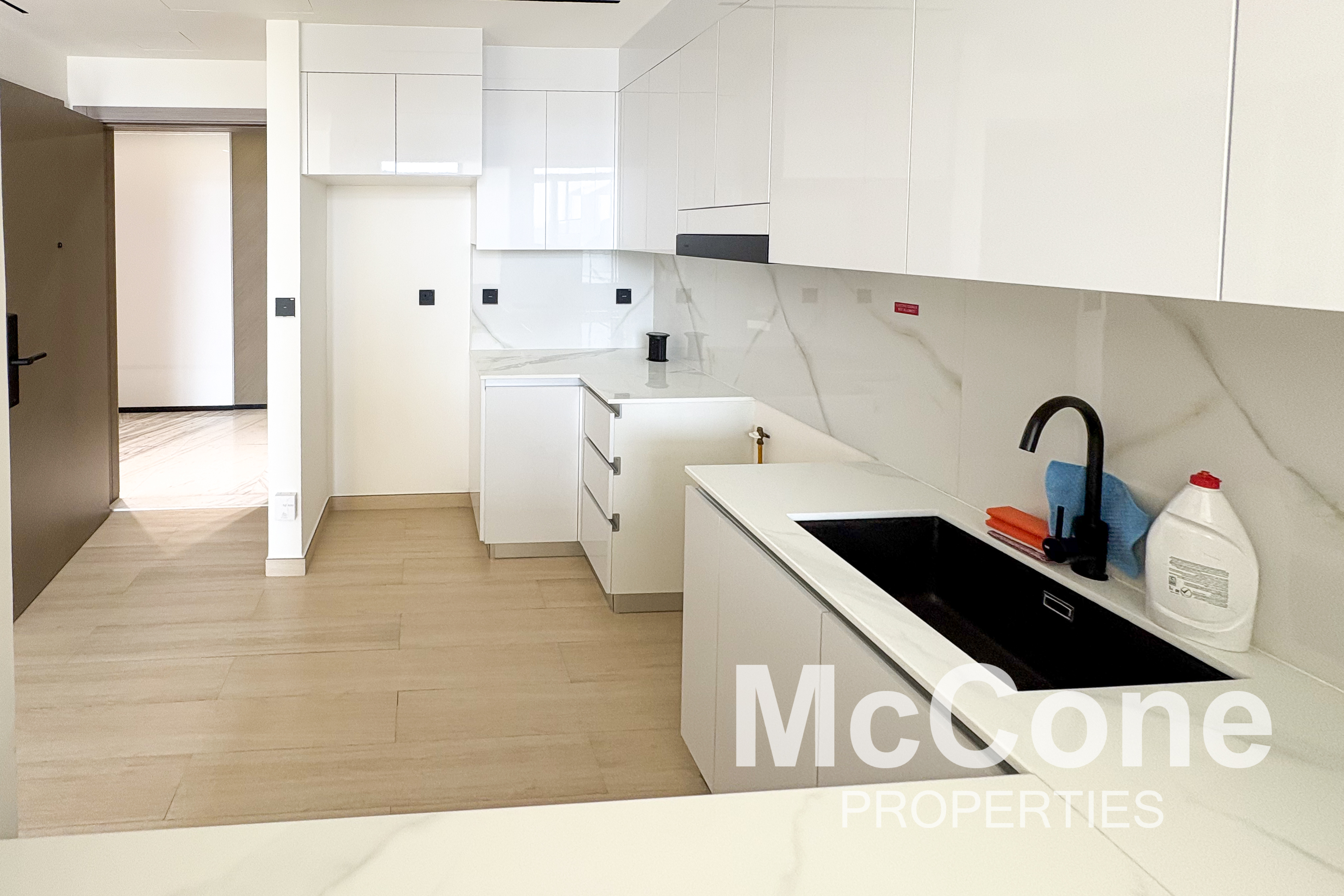 1 Bedroom Apartment for Rent in Binghatti LUNA, Jumeirah Village Circle — photo 3 of 15