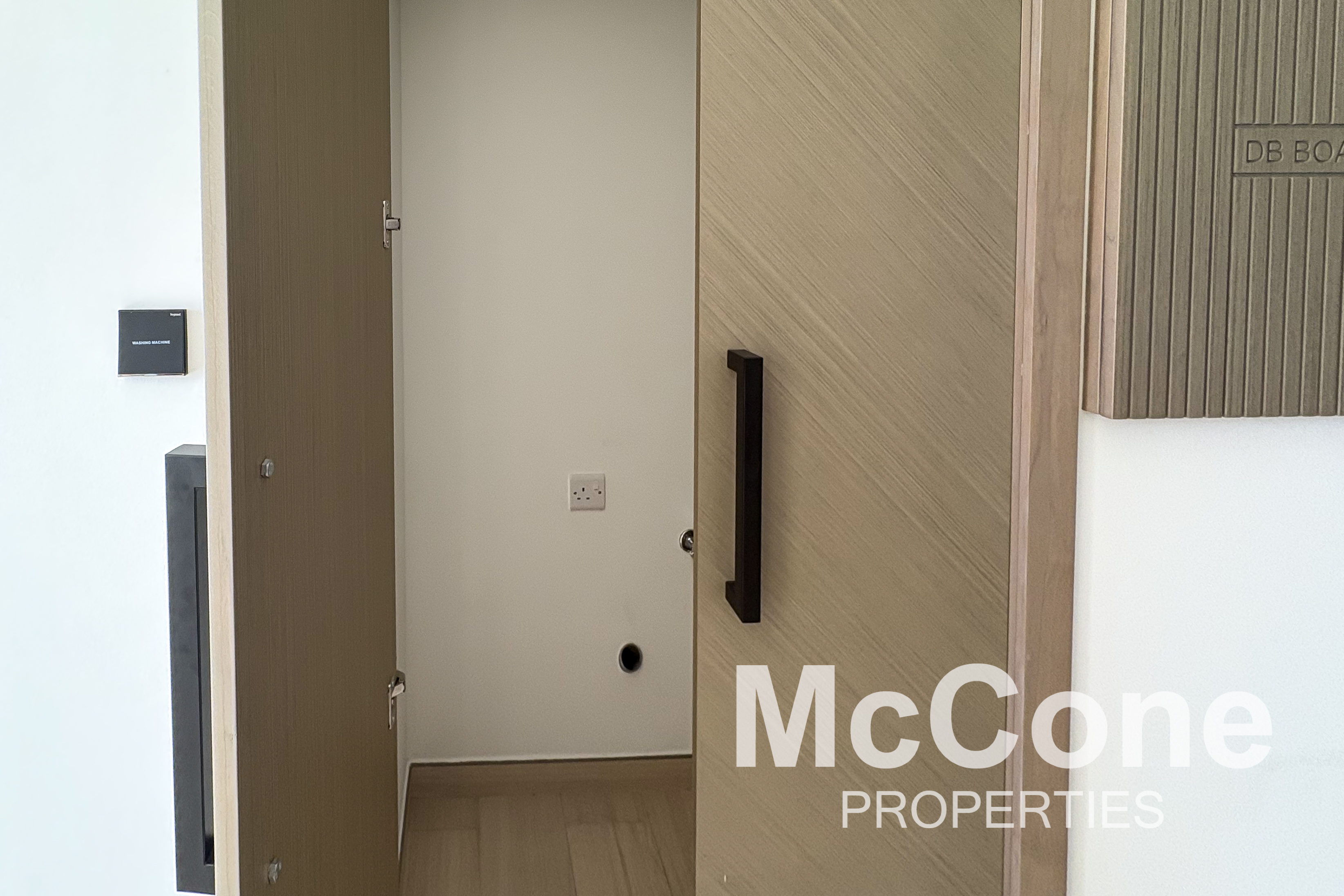 1 Bedroom Apartment for Rent in Binghatti LUNA, Jumeirah Village Circle — photo 7 of 15