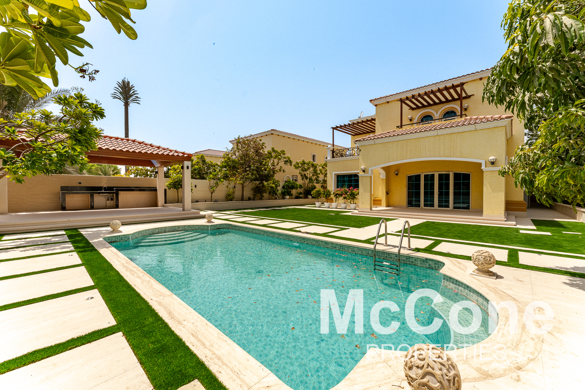 4 Bedroom Villa for Rent in District 3, Jumeirah Park
