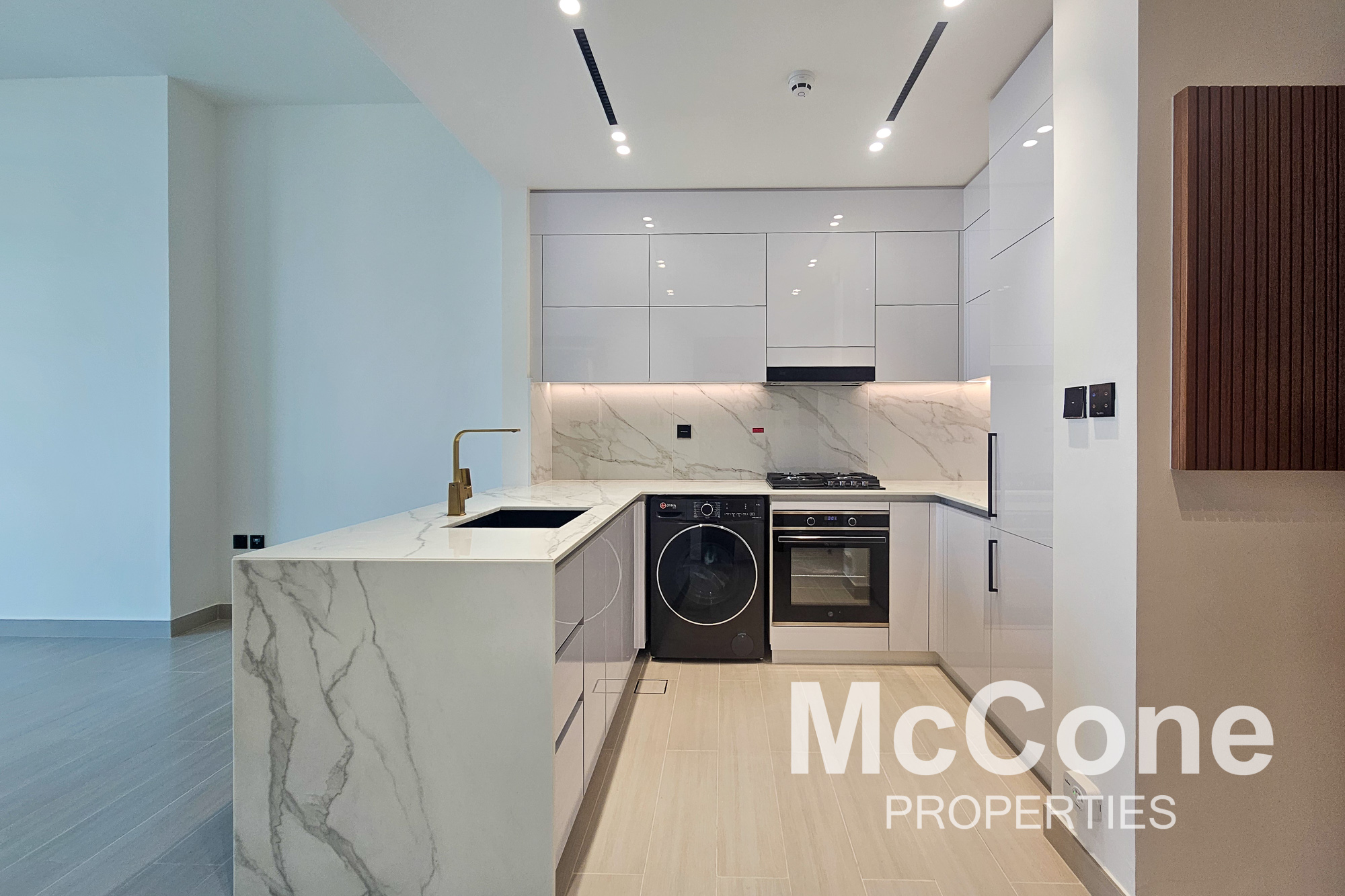 1 Bedroom Apartment for Rent in Binghatti Tulip, Jumeirah Village Circle — photo 3 of 11