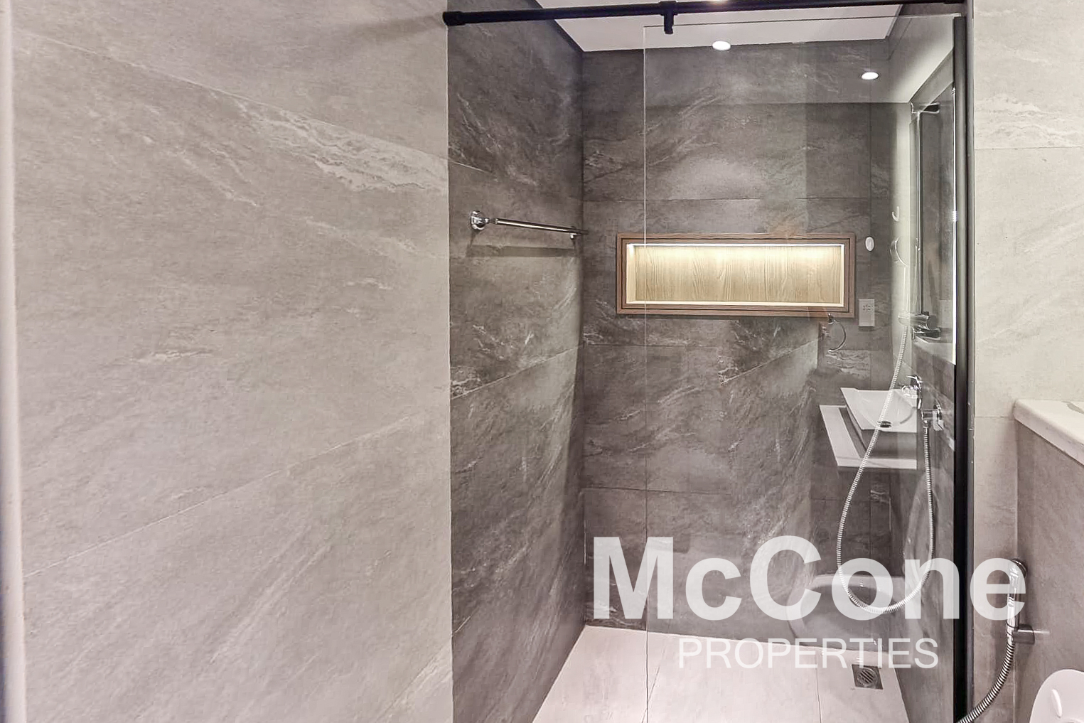 1 Bedroom Apartment for Rent in Laya Heights, Dubai Studio City — photo 8 of 10
