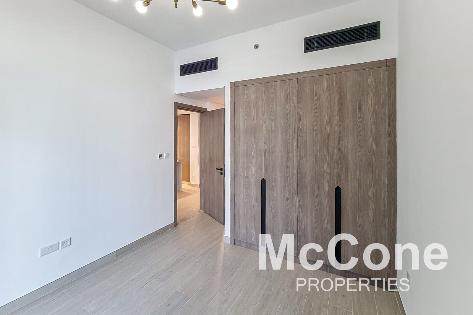 1 Bedroom Apartment for Rent in Laya Heights, Dubai Studio City — photo 6 of 10