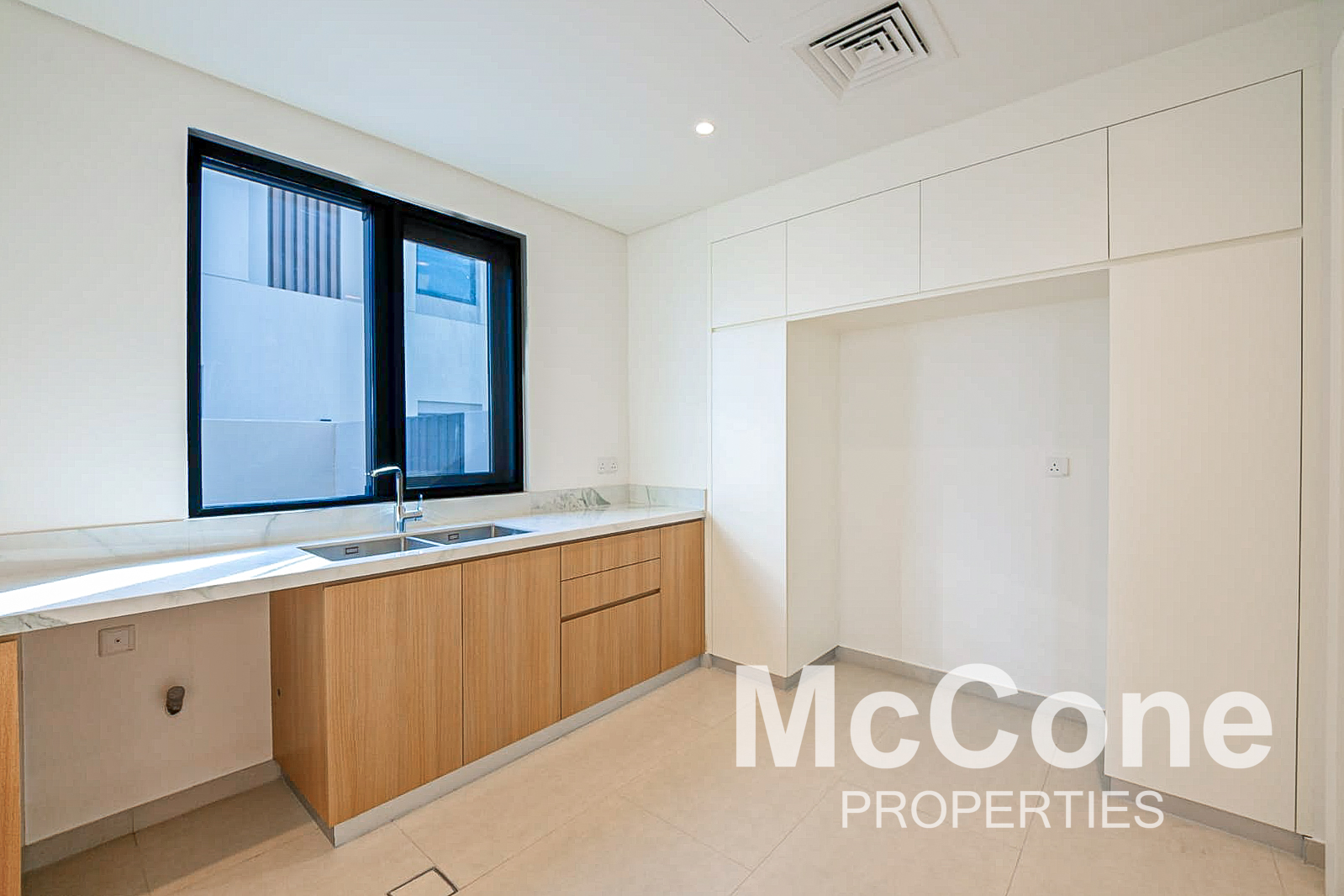 4 Bedroom Townhouse for Rent in Jebel Ali Village Townhouses, Jebel Ali — photo 4 of 23