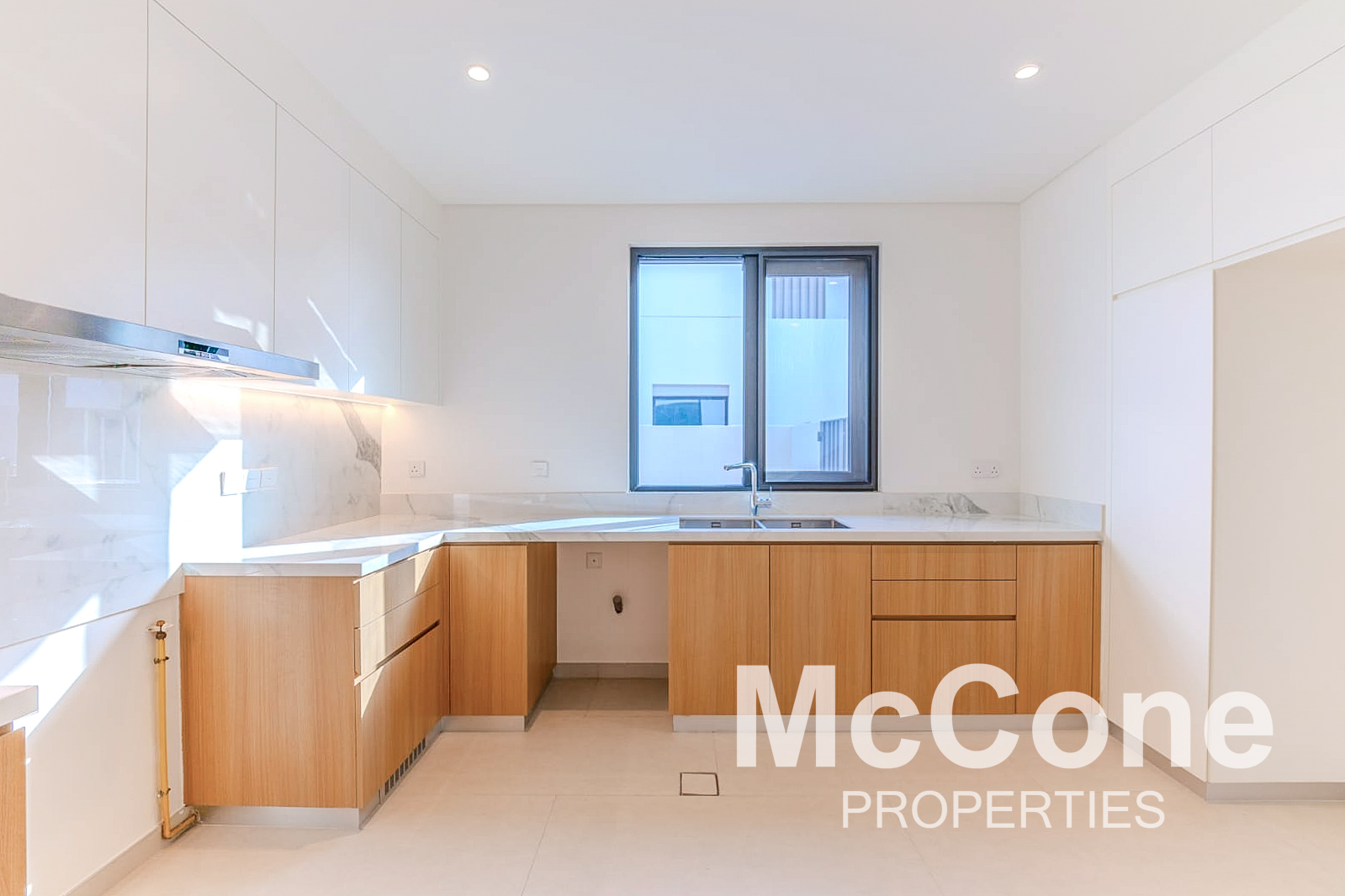 4 Bedroom Townhouse for Rent in Jebel Ali Village Townhouses, Jebel Ali — photo 6 of 23