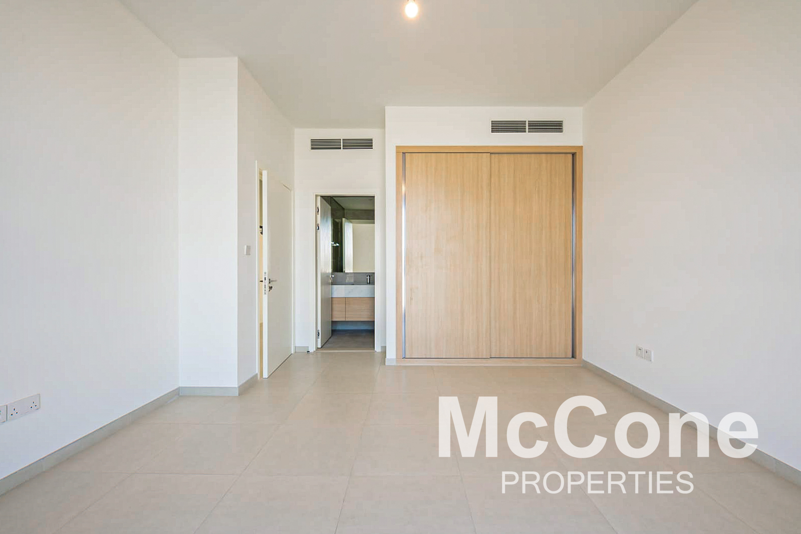 4 Bedroom Townhouse for Rent in Jebel Ali Village Townhouses, Jebel Ali — photograph 10 of 23