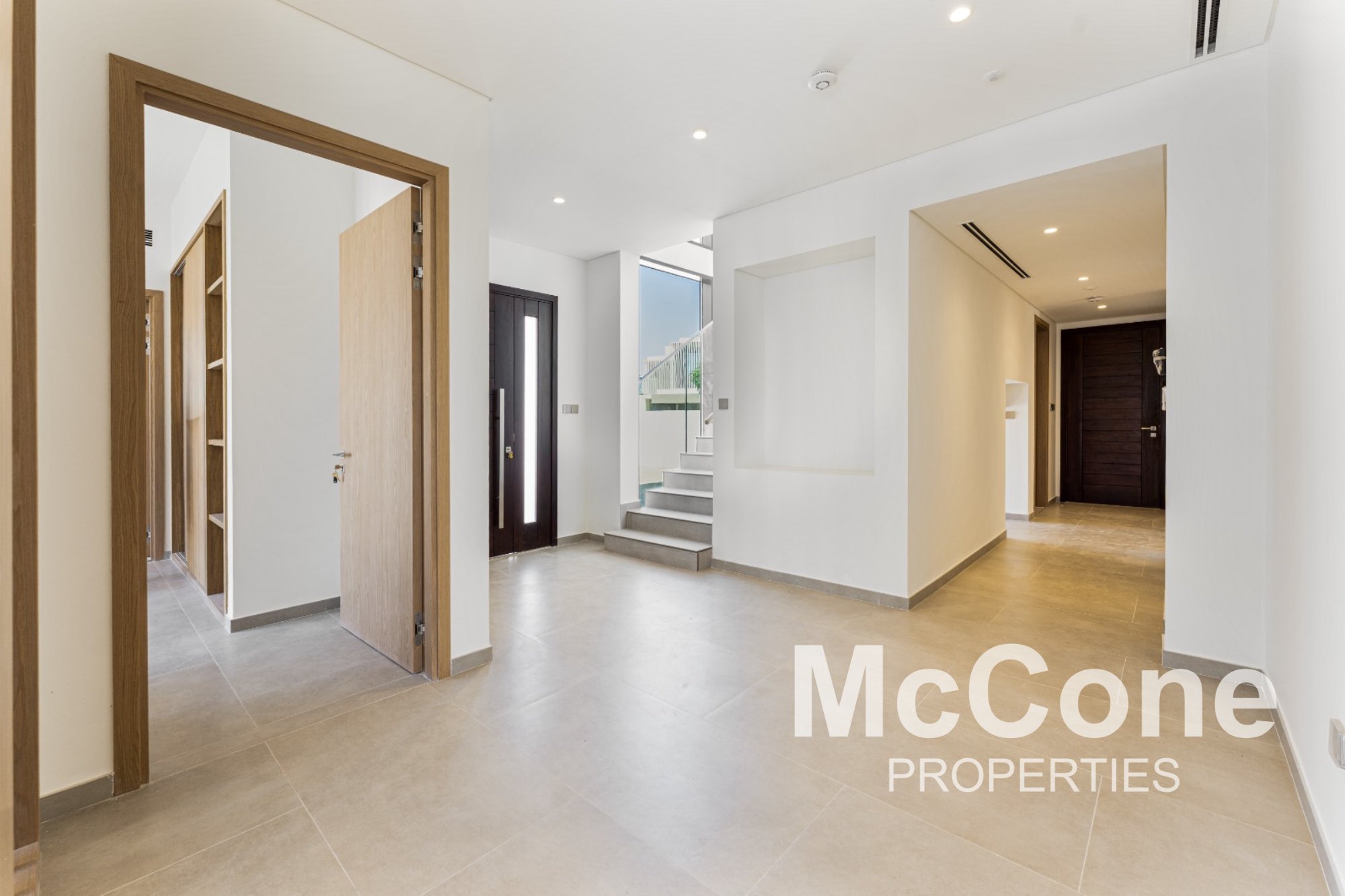 5 Bedroom Villa for Rent in Jebel Ali Village Villas, Jebel Ali — photo 4 of 22