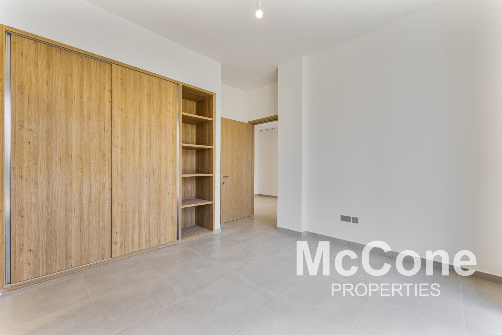 5 Bedroom Villa for Rent in Jebel Ali Village Villas, Jebel Ali — photo 9 of 22