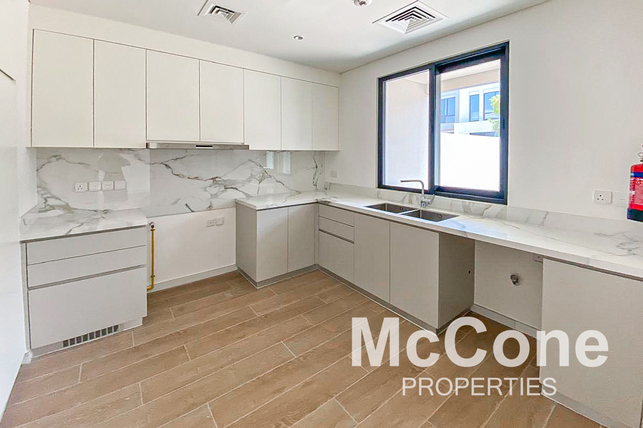 4 Bedroom Townhouse for Rent in Jebel Ali Village Townhouses, Jebel Ali — photo 4 of 17
