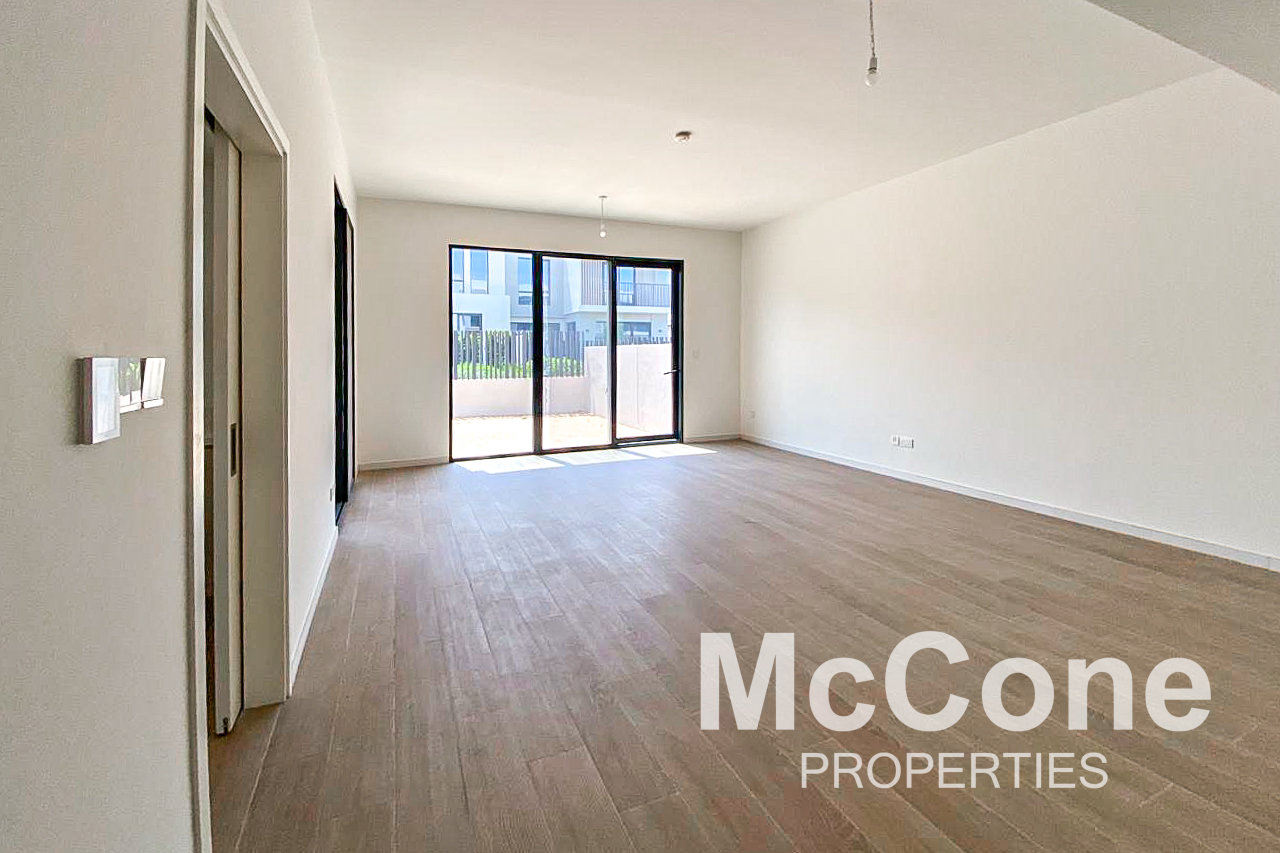 4 Bedroom Townhouse for Rent in Jebel Ali Village Townhouses, Jebel Ali — photo 3 of 17