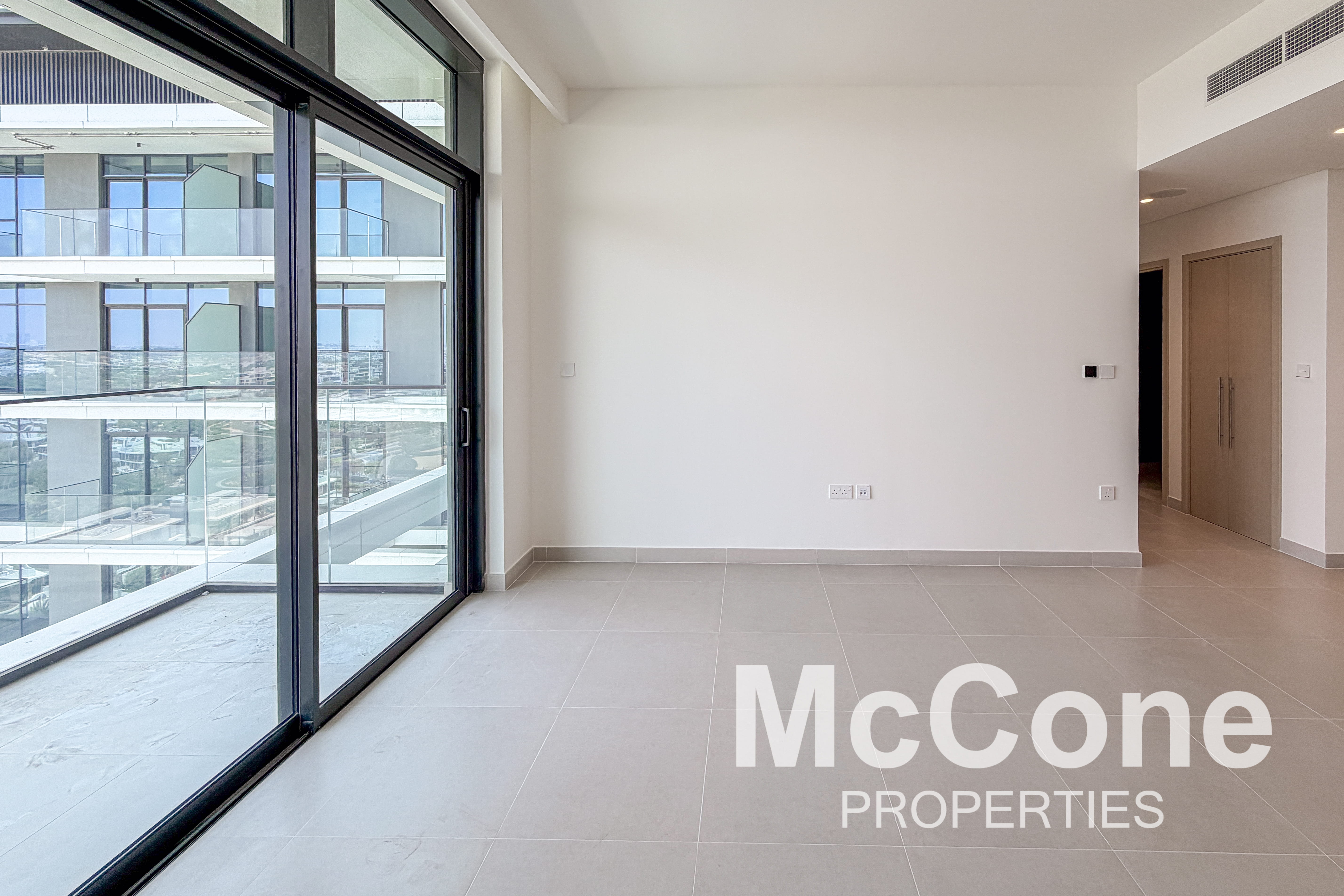 2 Bedroom Apartment for Rent in Golf Grand, Dubai Hills Estate — photo 6 of 13