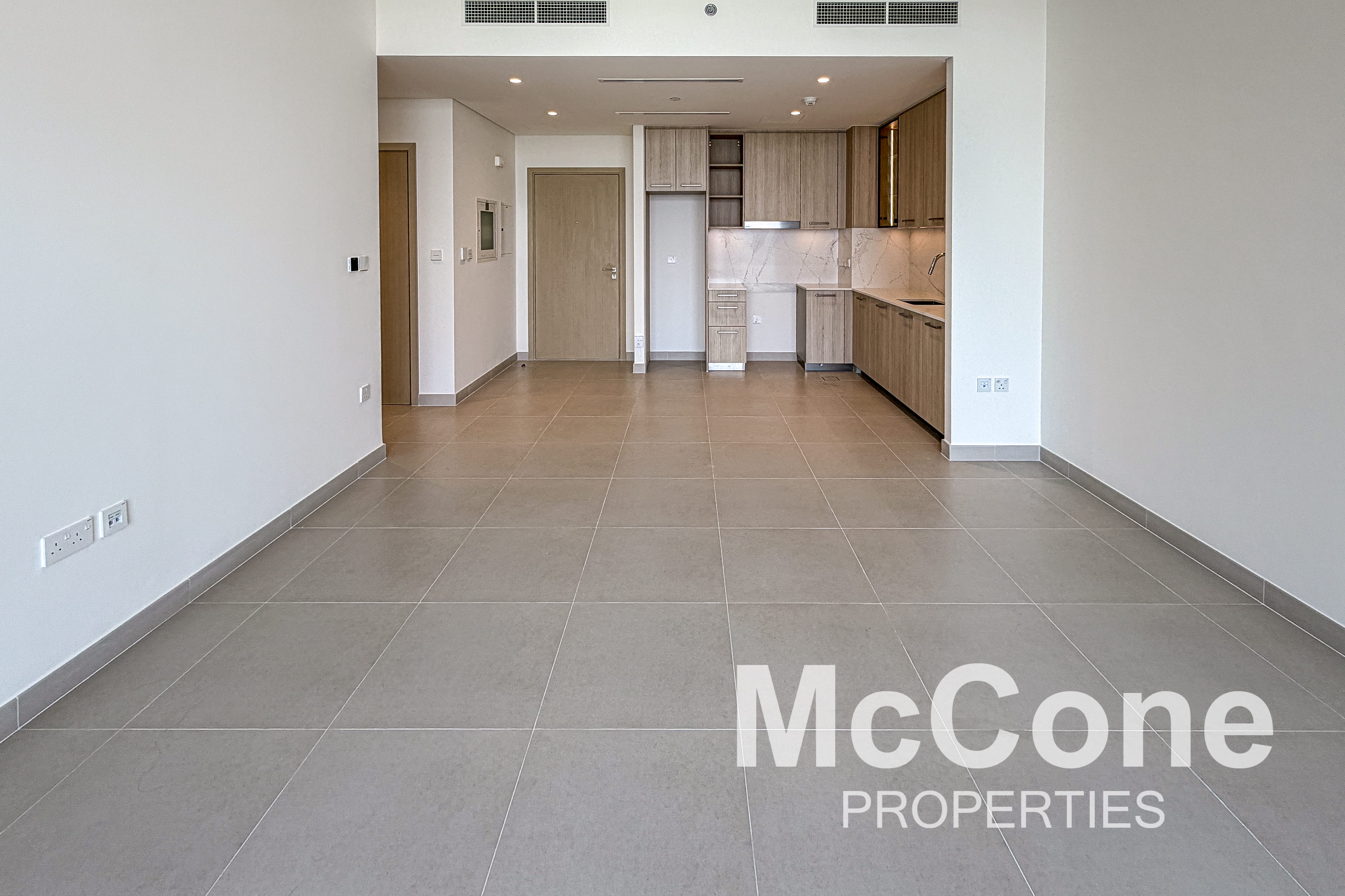 2 Bedroom Apartment for Rent in Golf Grand, Dubai Hills Estate — photo 3 of 13
