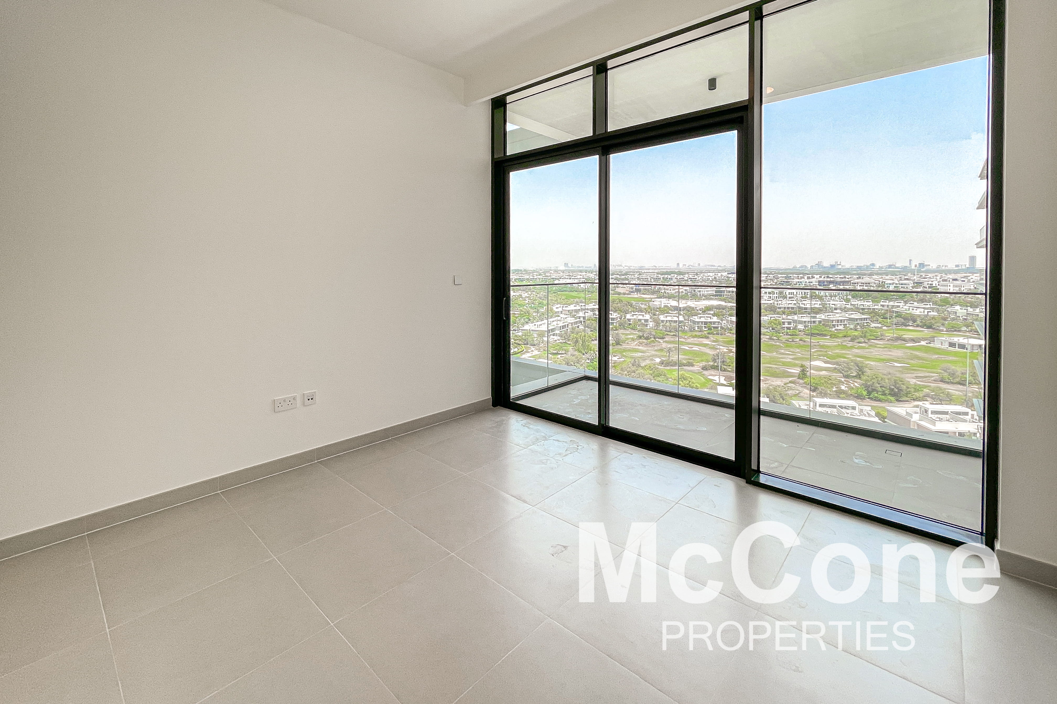 2 Bedroom Apartment for Rent in Golf Grand, Dubai Hills Estate — photo 8 of 13