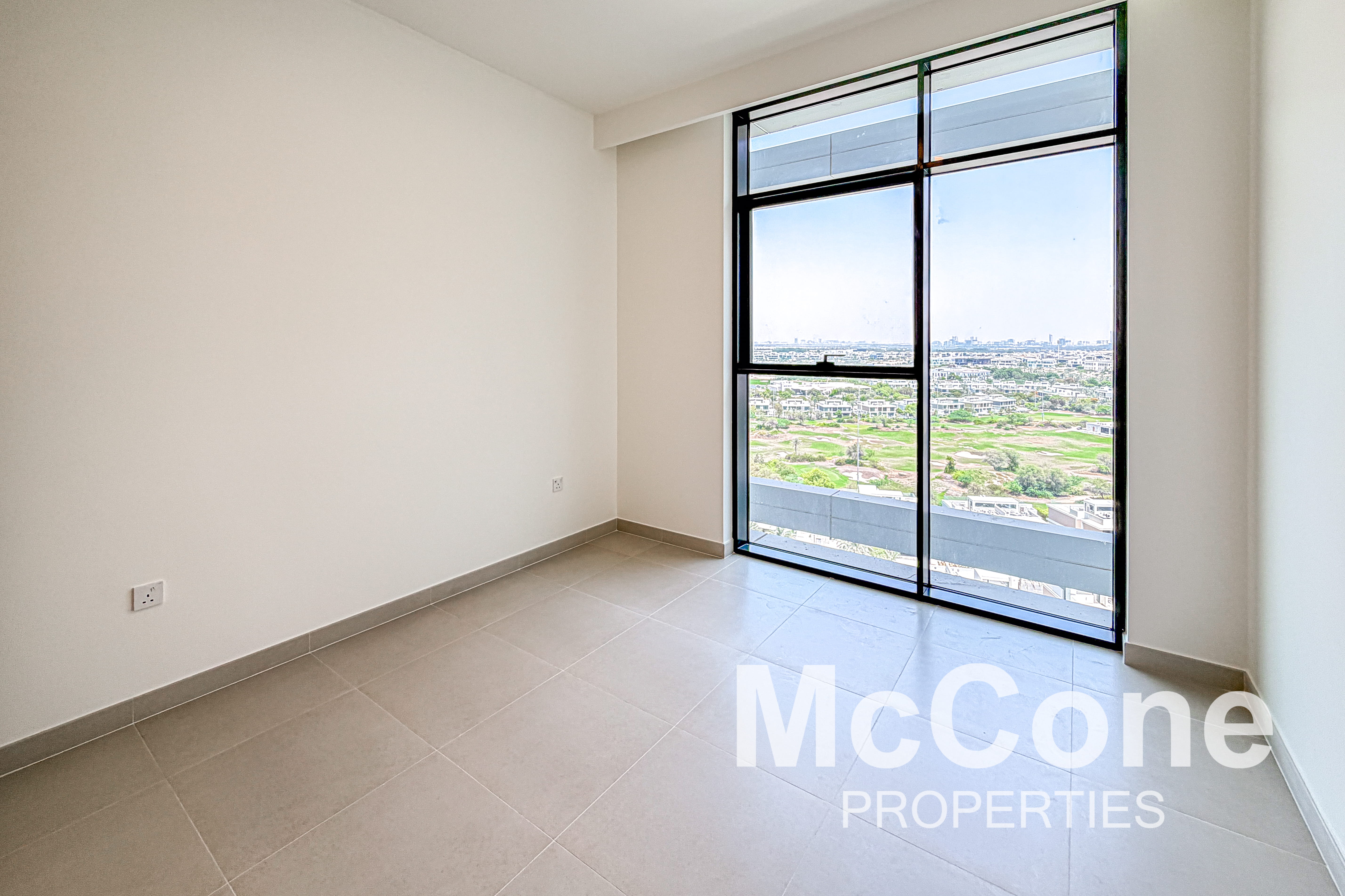 2 Bedroom Apartment for Rent in Golf Grand, Dubai Hills Estate — photograph 10 of 13