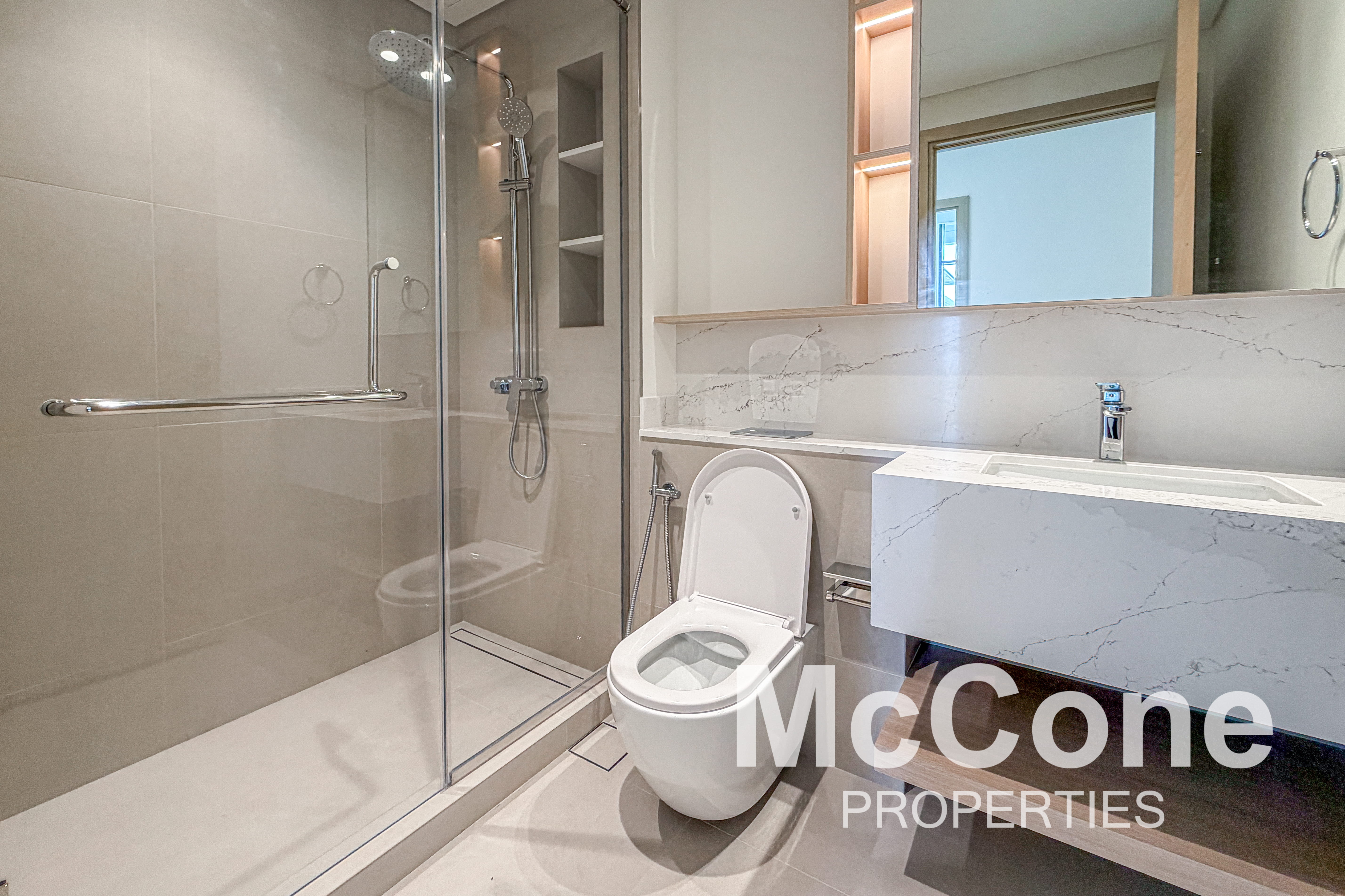 2 Bedroom Apartment for Rent in Golf Grand, Dubai Hills Estate — photograph 12 of 13