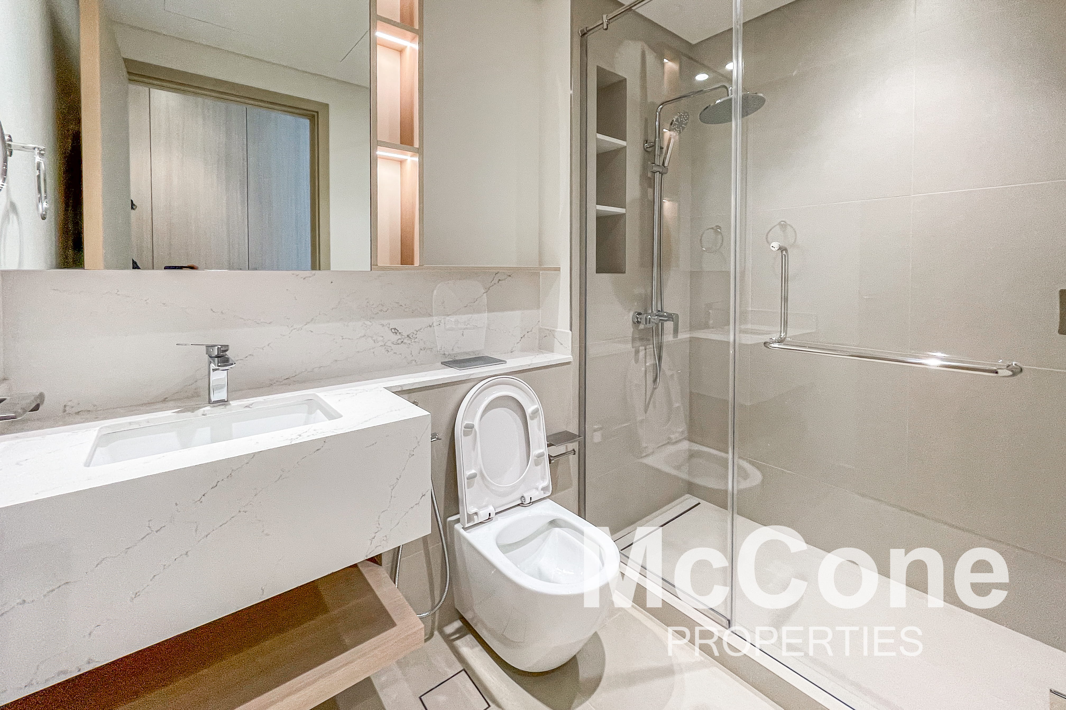2 Bedroom Apartment for Rent in Golf Grand, Dubai Hills Estate — photograph 13 of 13