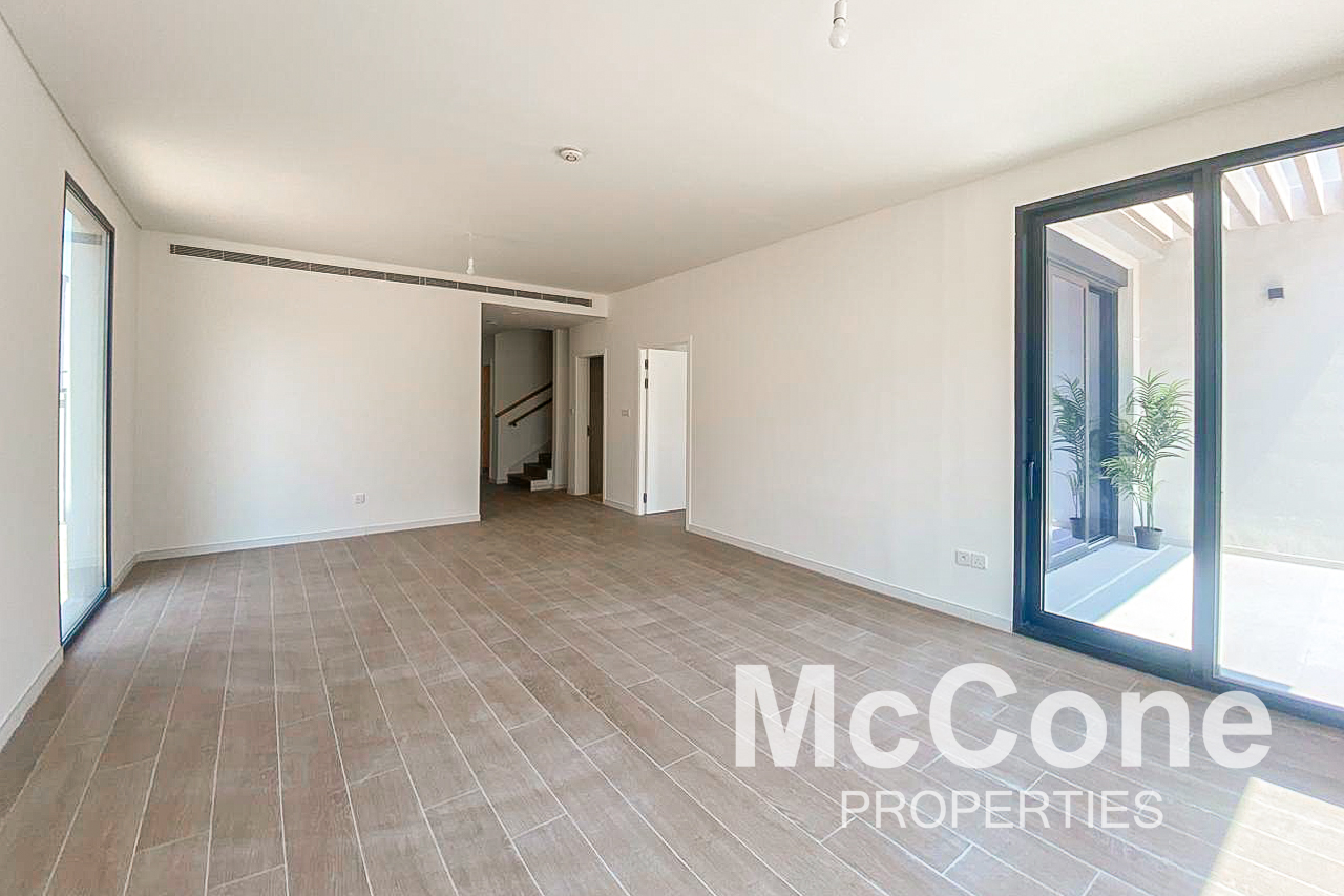 4 Bedroom Townhouse for Rent in Jebel Ali Village Townhouses, Jebel Ali — photo 3 of 19